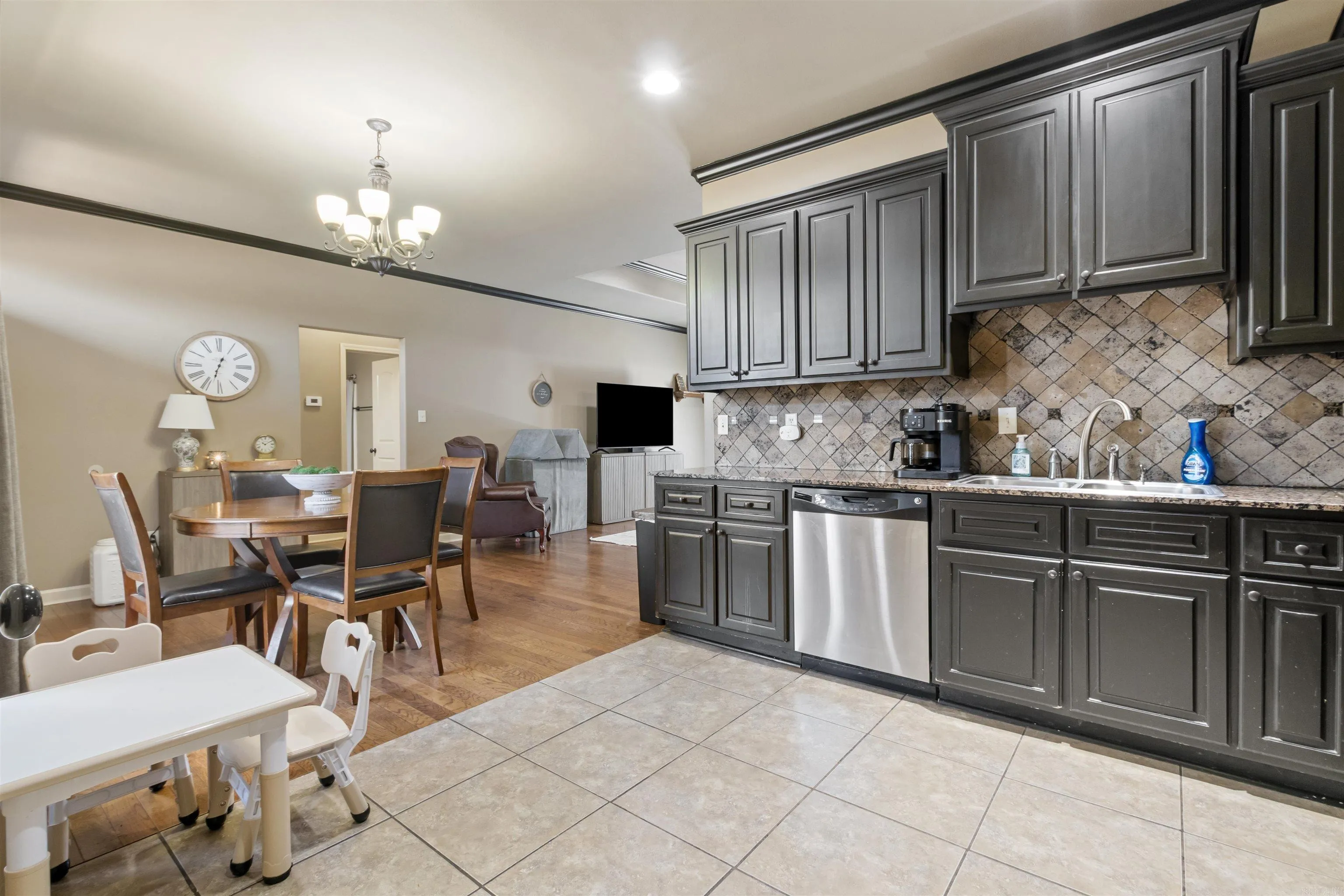 Property at 8060  Nora - Image 11
