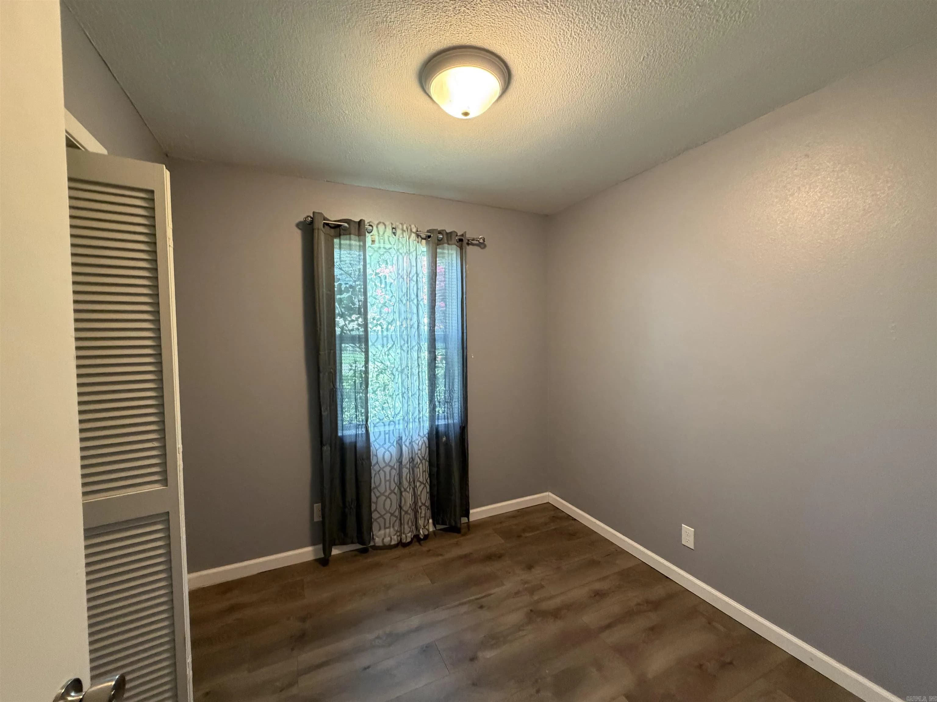 Property at 201  Pugh - Image 15