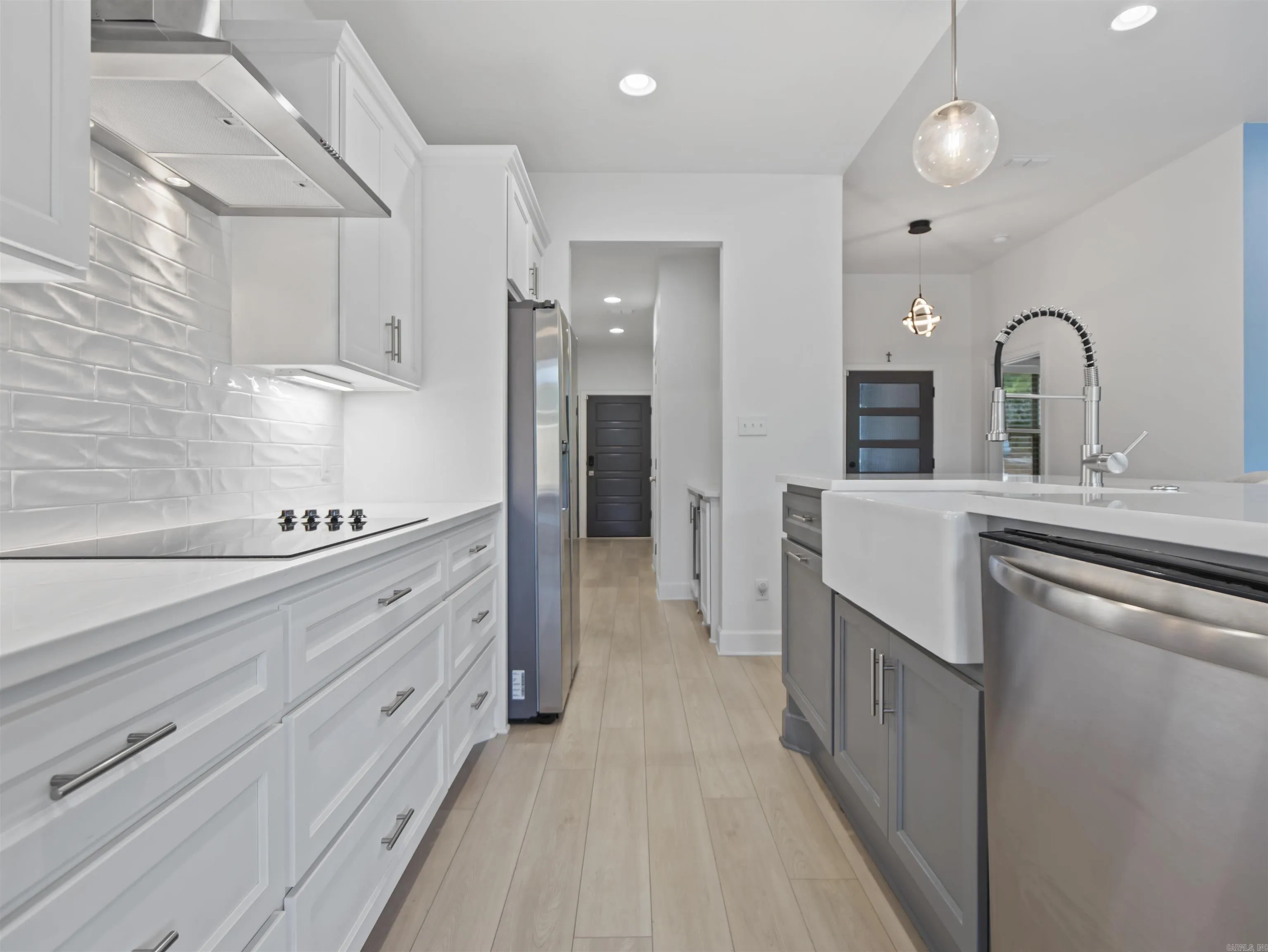Property at 48  Panorama dr. - Image 10