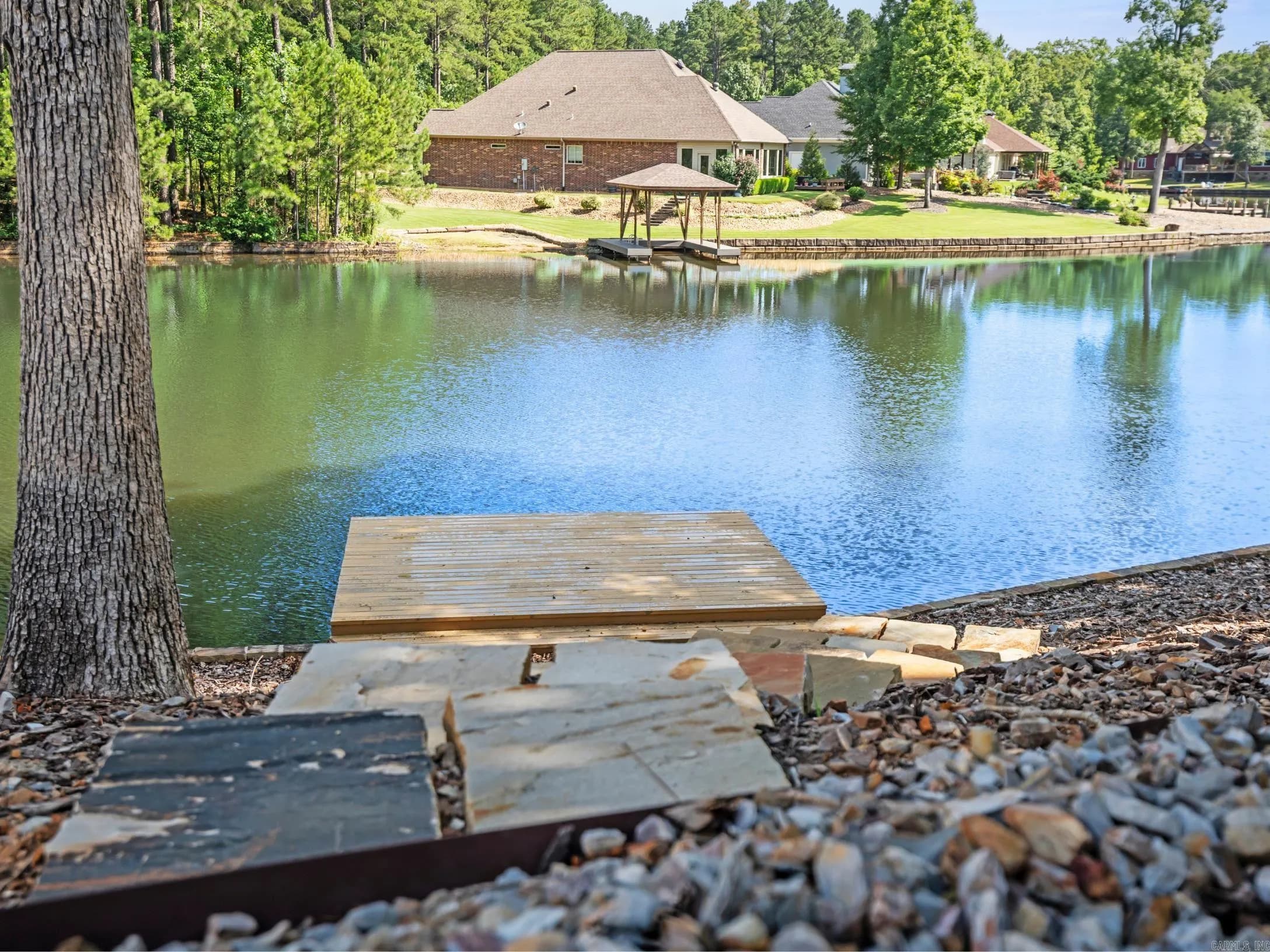 Property at 48  Panorama dr. - Image 35