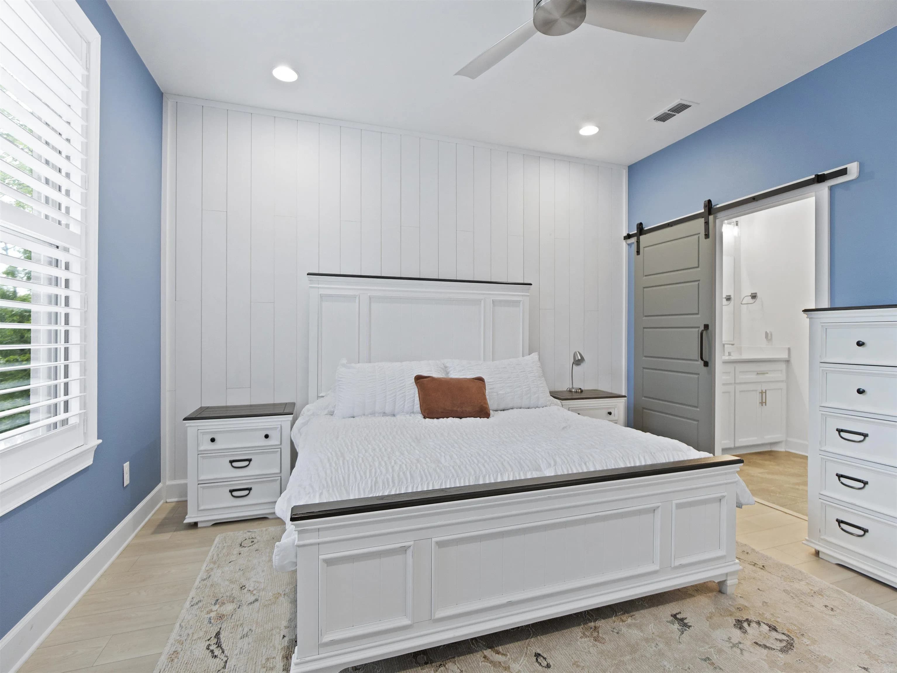 Property at 48  Panorama dr. - Image 20