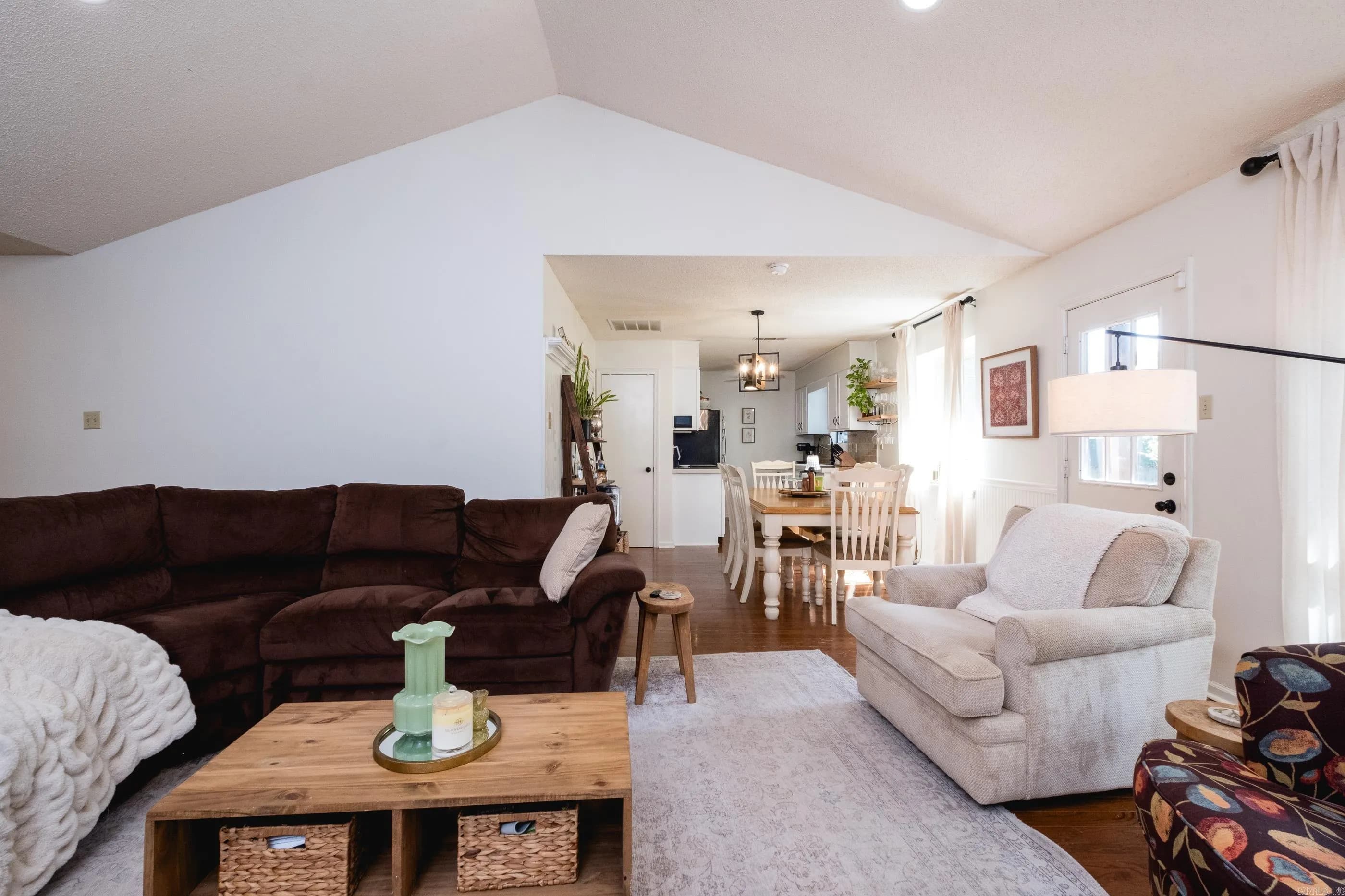 Property at 2300  Maple ridge rd - Image 11