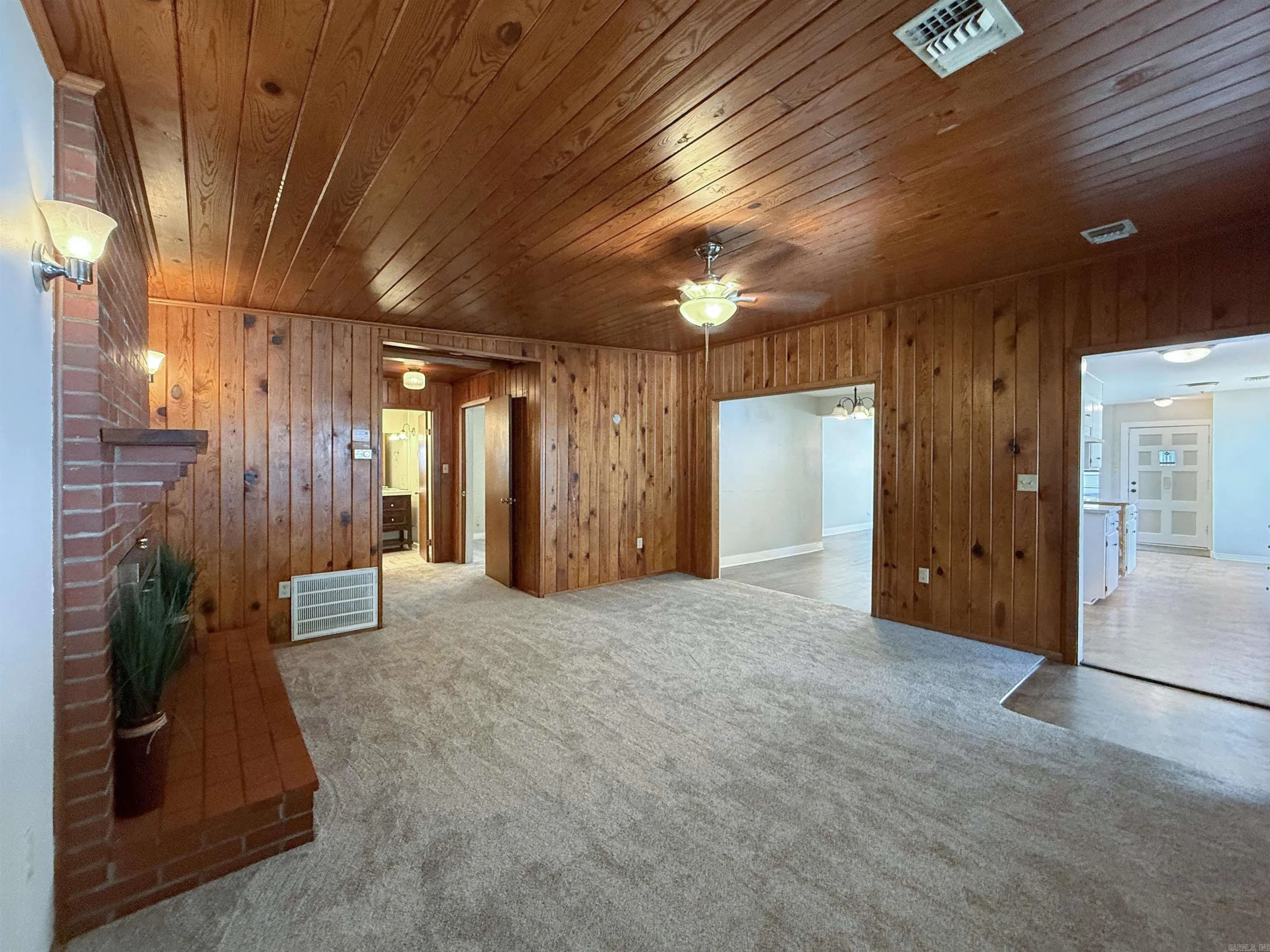 Property at 1019  Clardy - Image 12