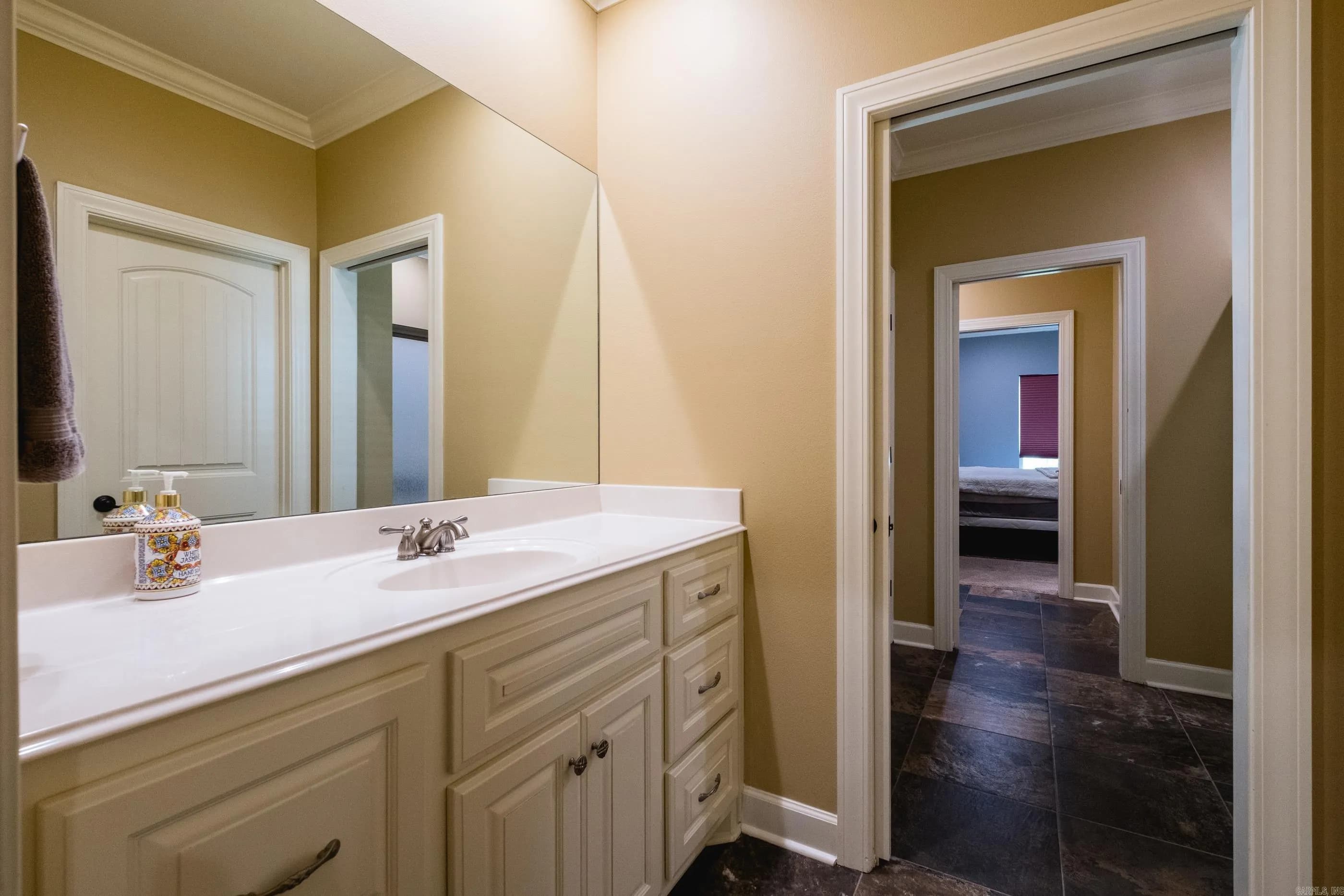 Property at 10225  Barrett road - Image 29
