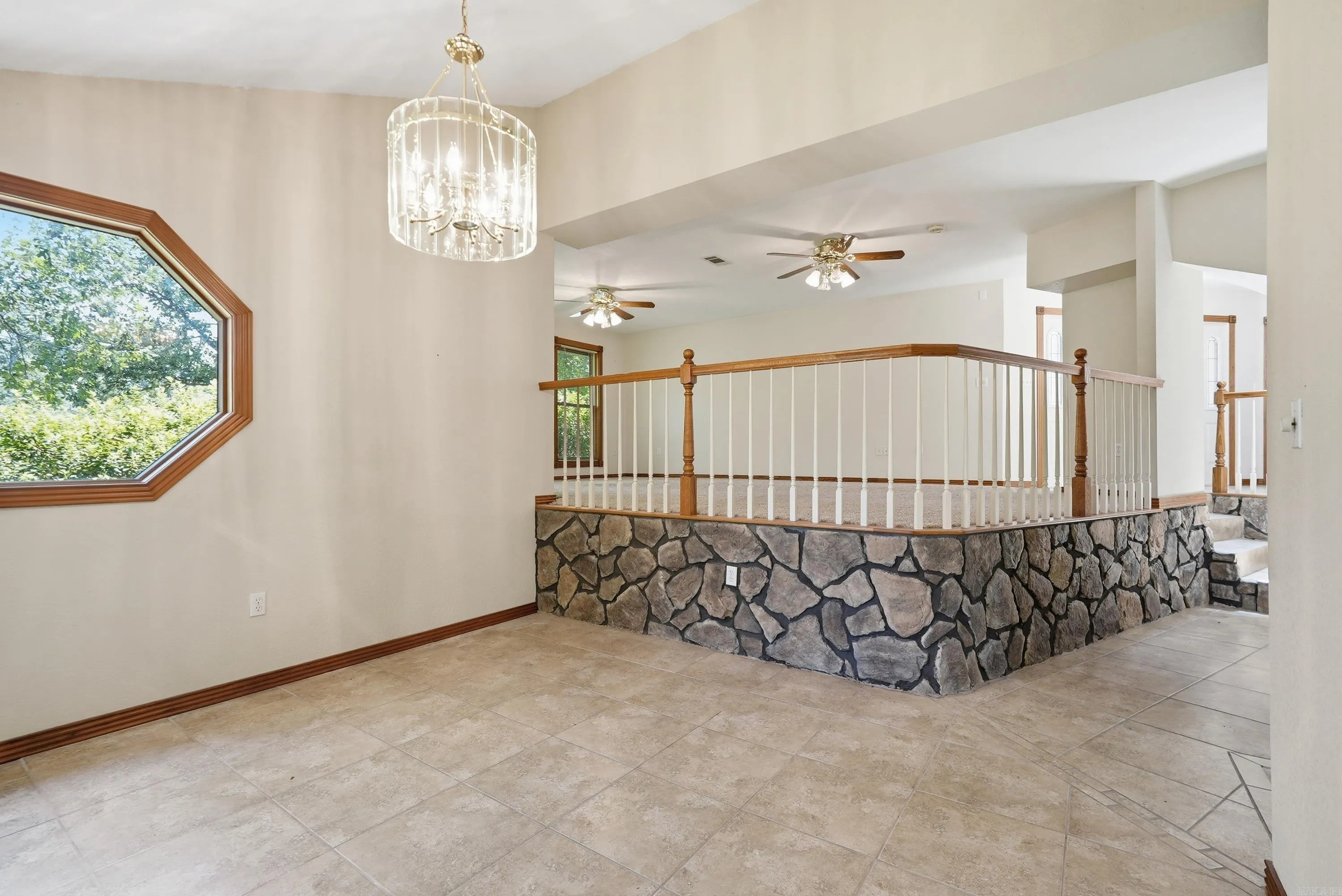 Property at 940  Huntington - Image 16
