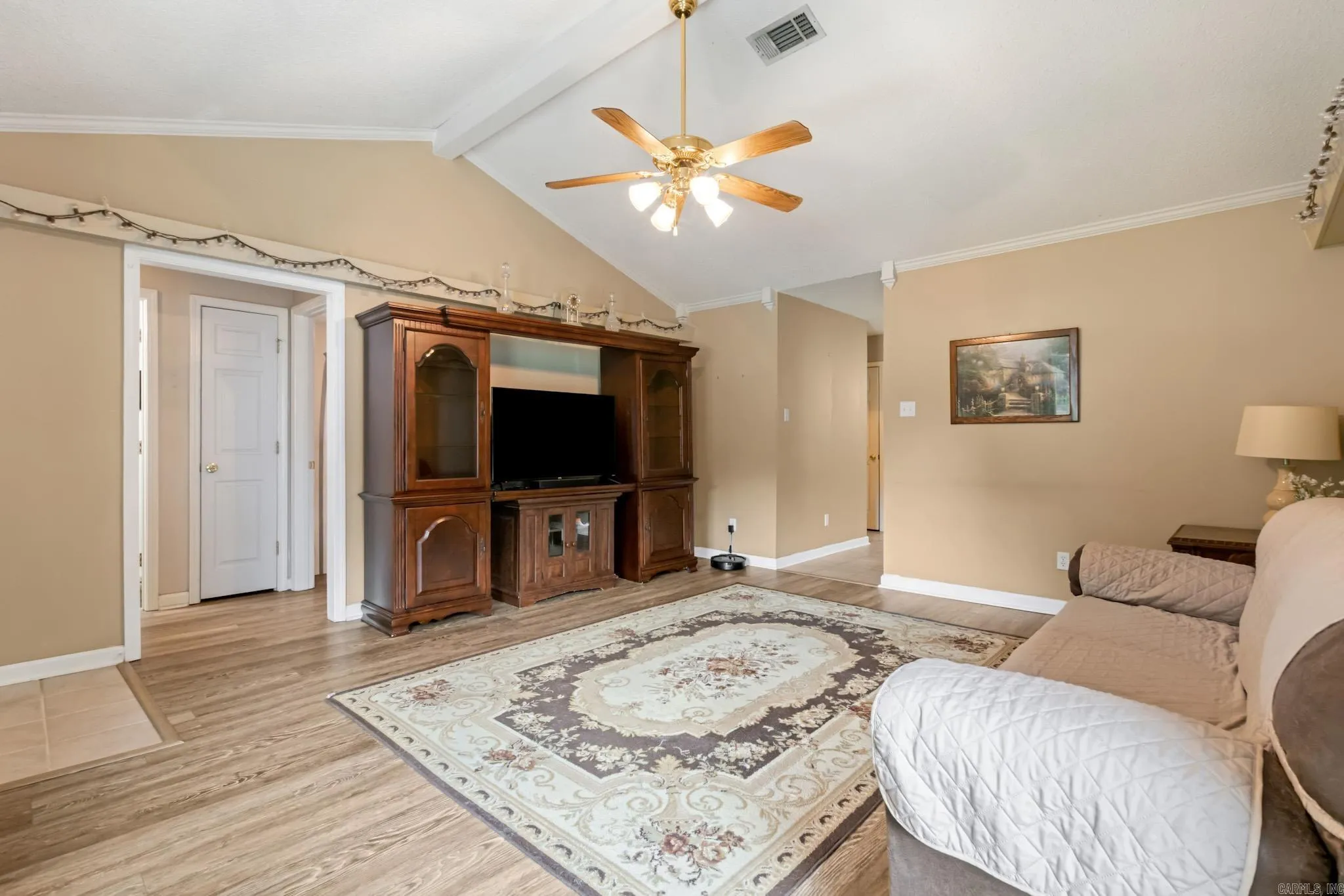 Property at 37  Shaded oaks dr - Image 4
