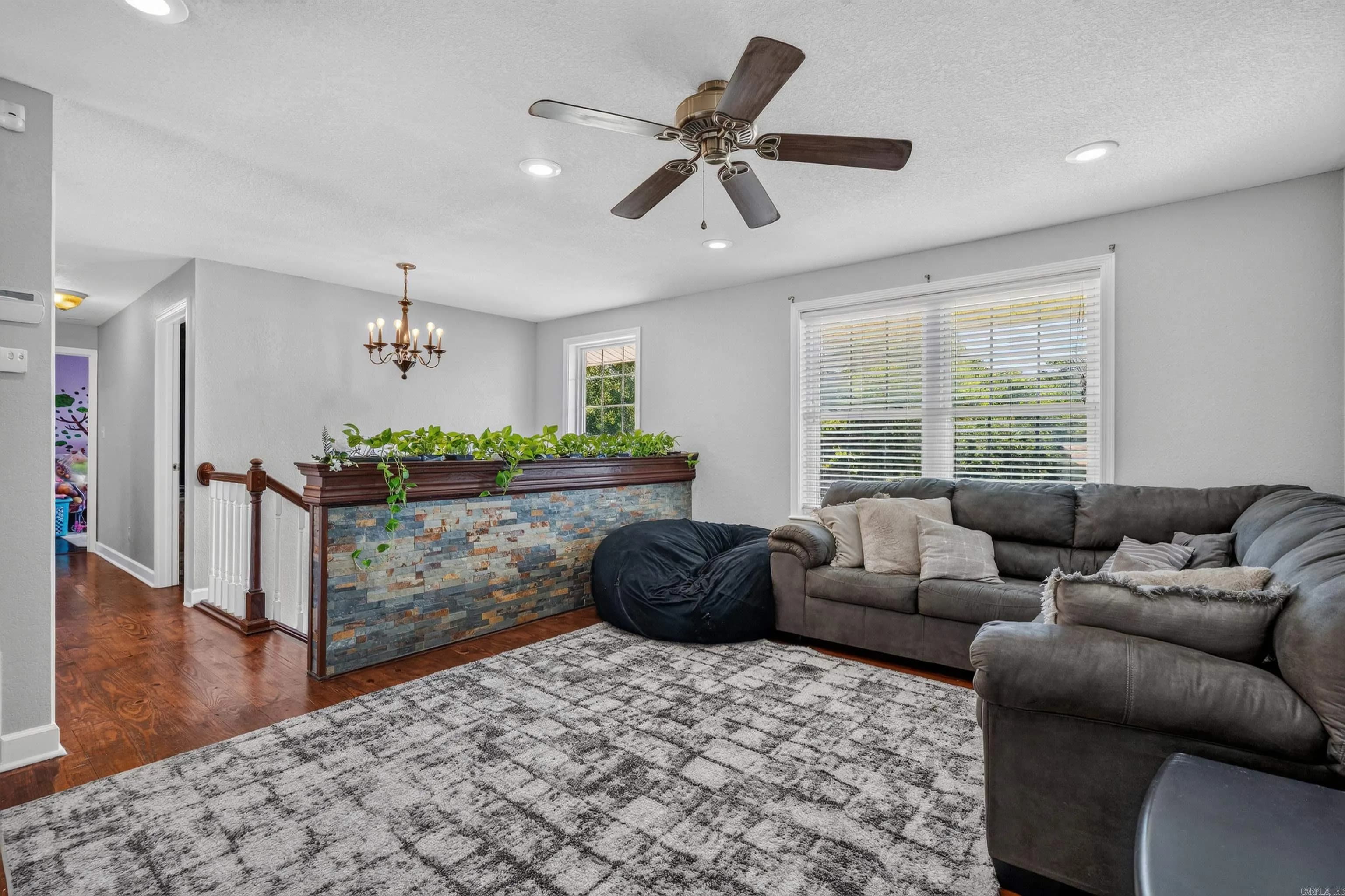 Property at 115  Brandiles - Image 9