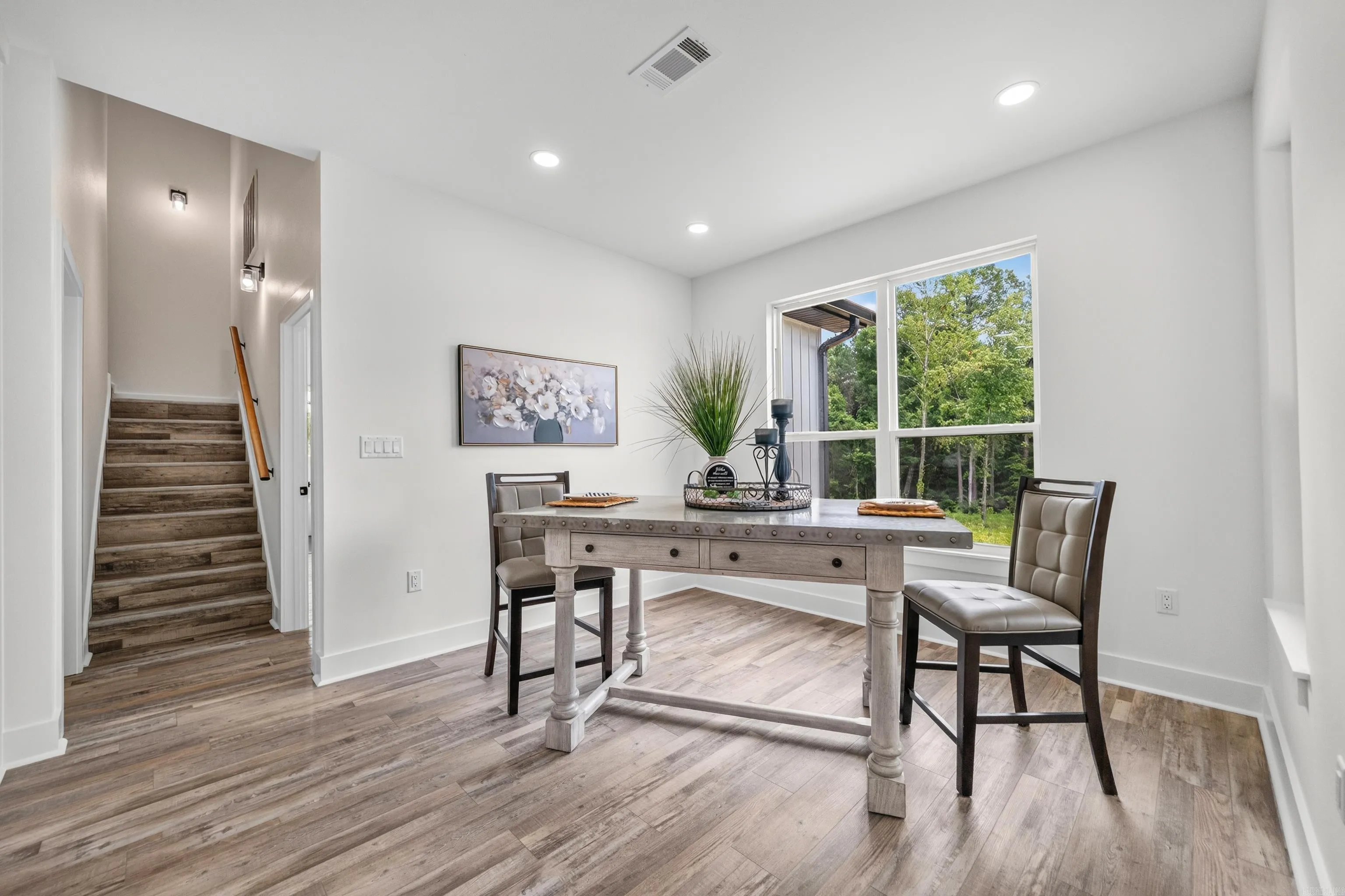Property at 109  Chapel hill - Image 17