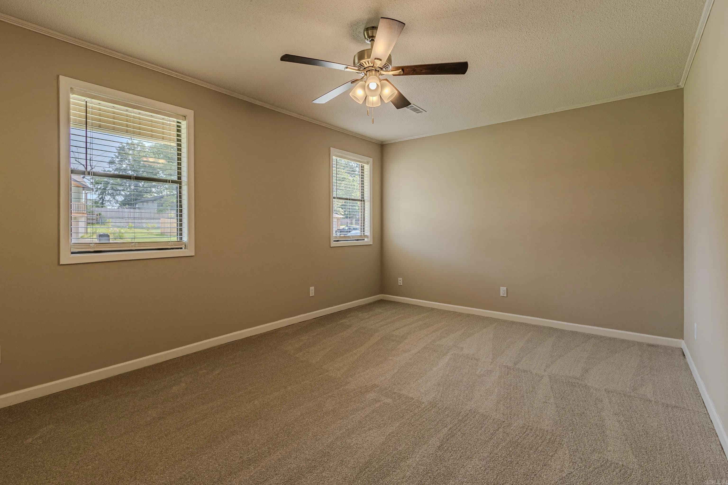 Property at 1204  Michael st - Image 12