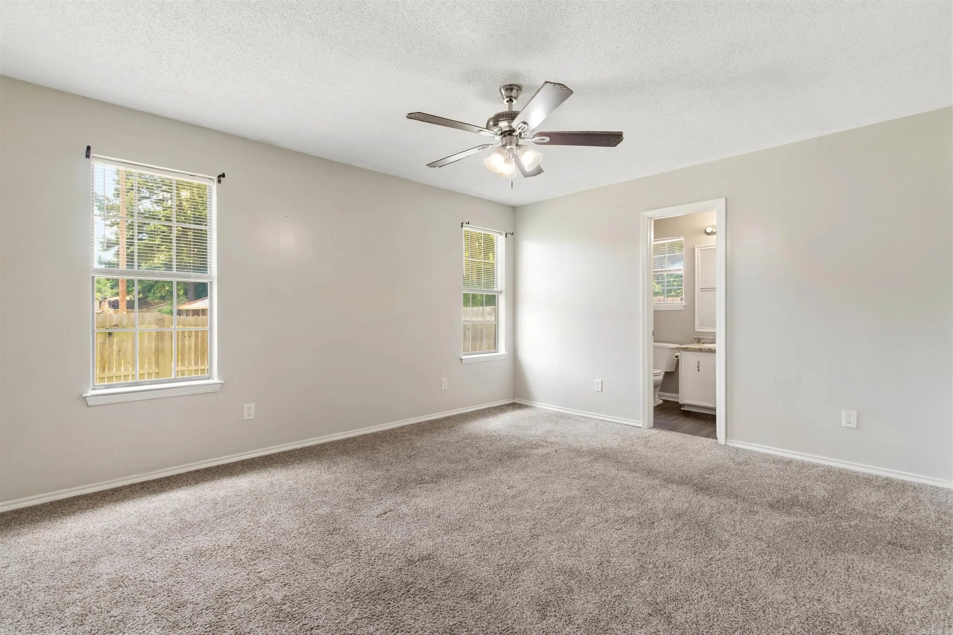 Property at 7115  Mabelvale cut off - Image 24