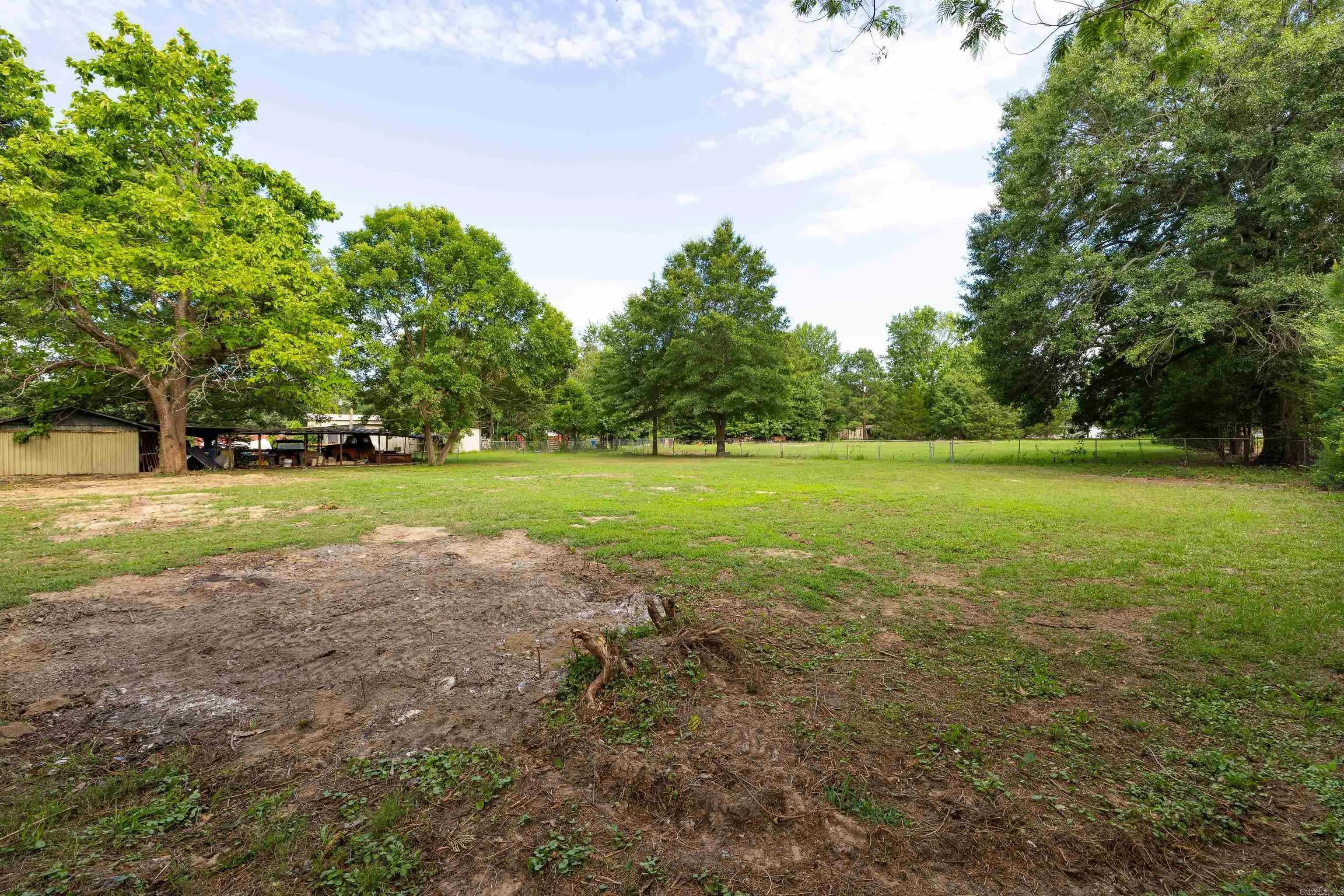 Property at 3903  Bracy - Image 47