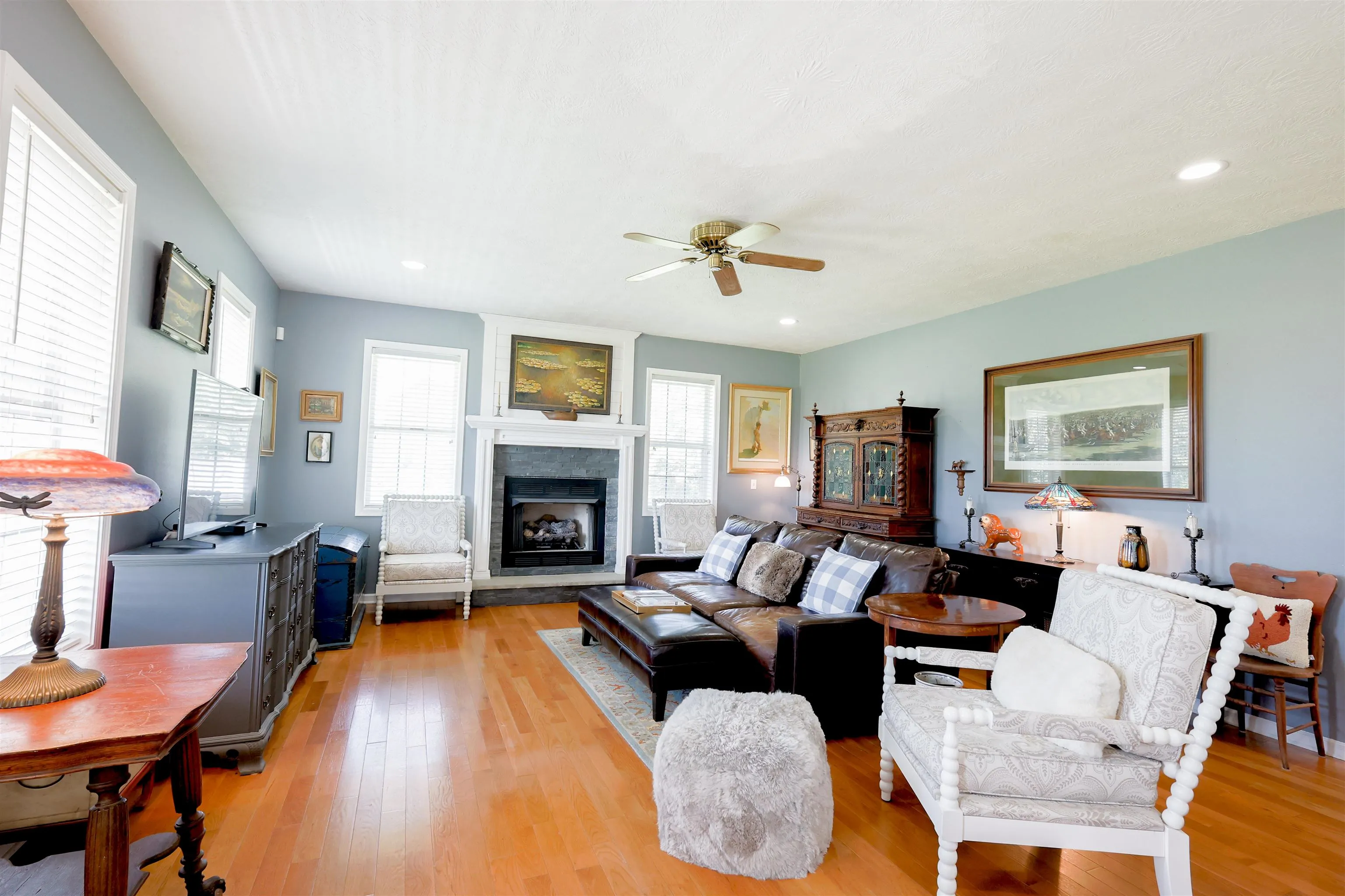 Property at 116  Wildrose lane - Image 4