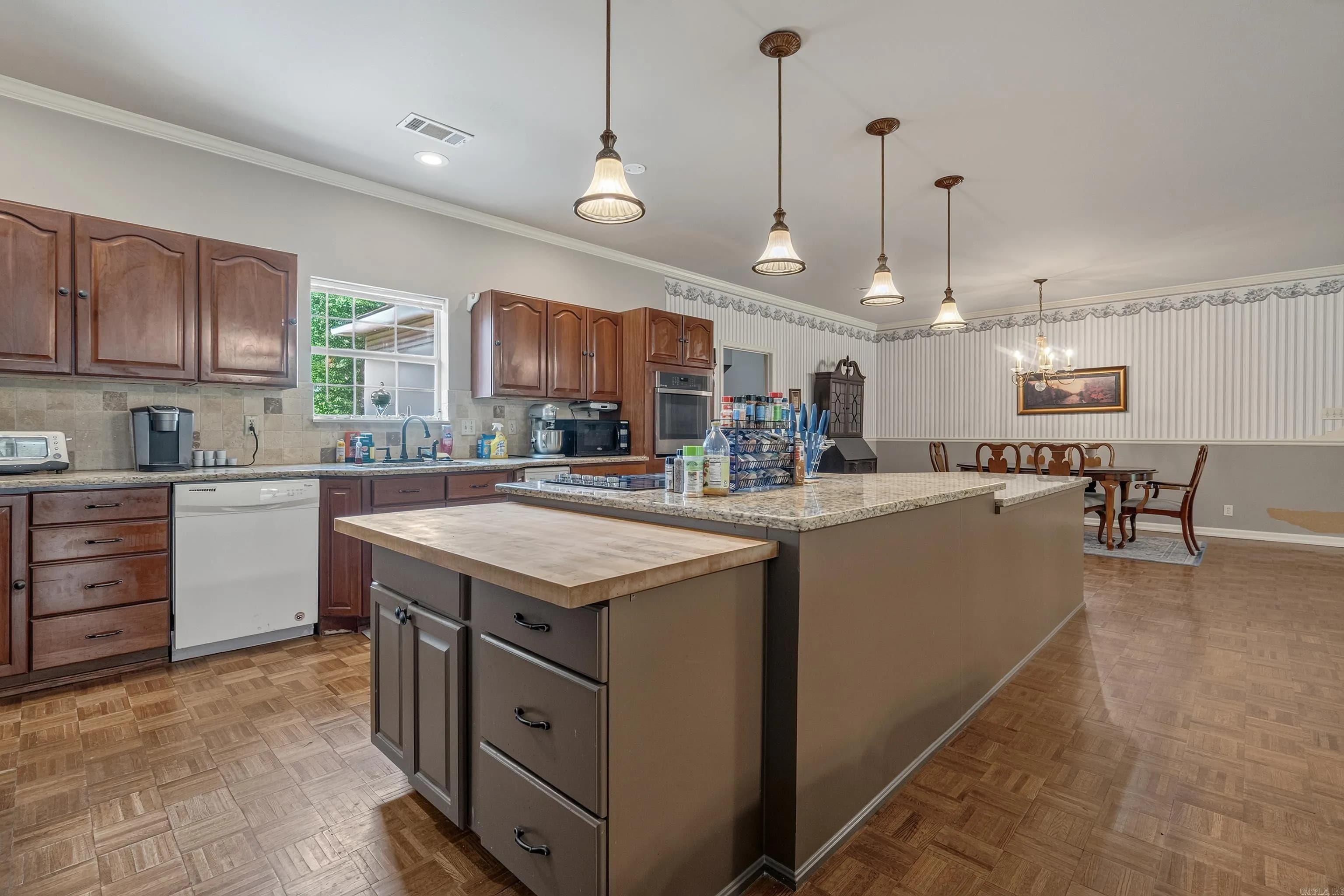 Property at 310  Melwood - Image 14