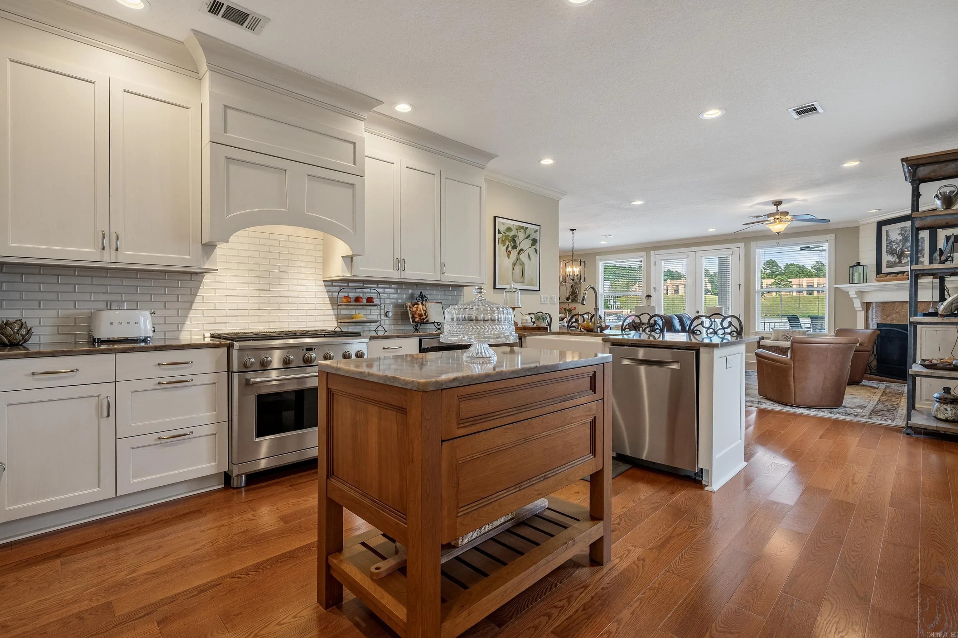 Property at 799  Buena vista - Image 8