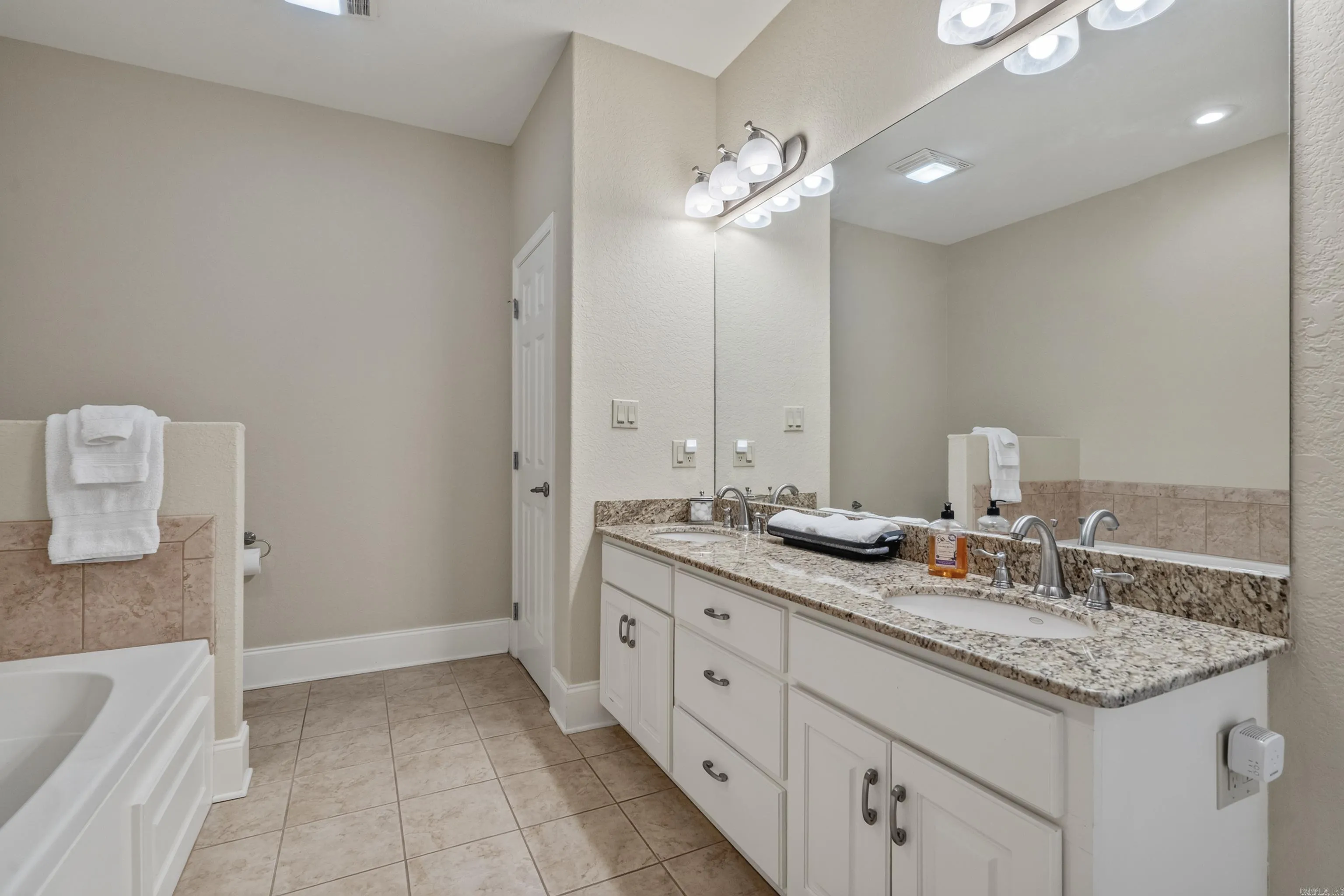 Property at 799  Buena vista - Image 26