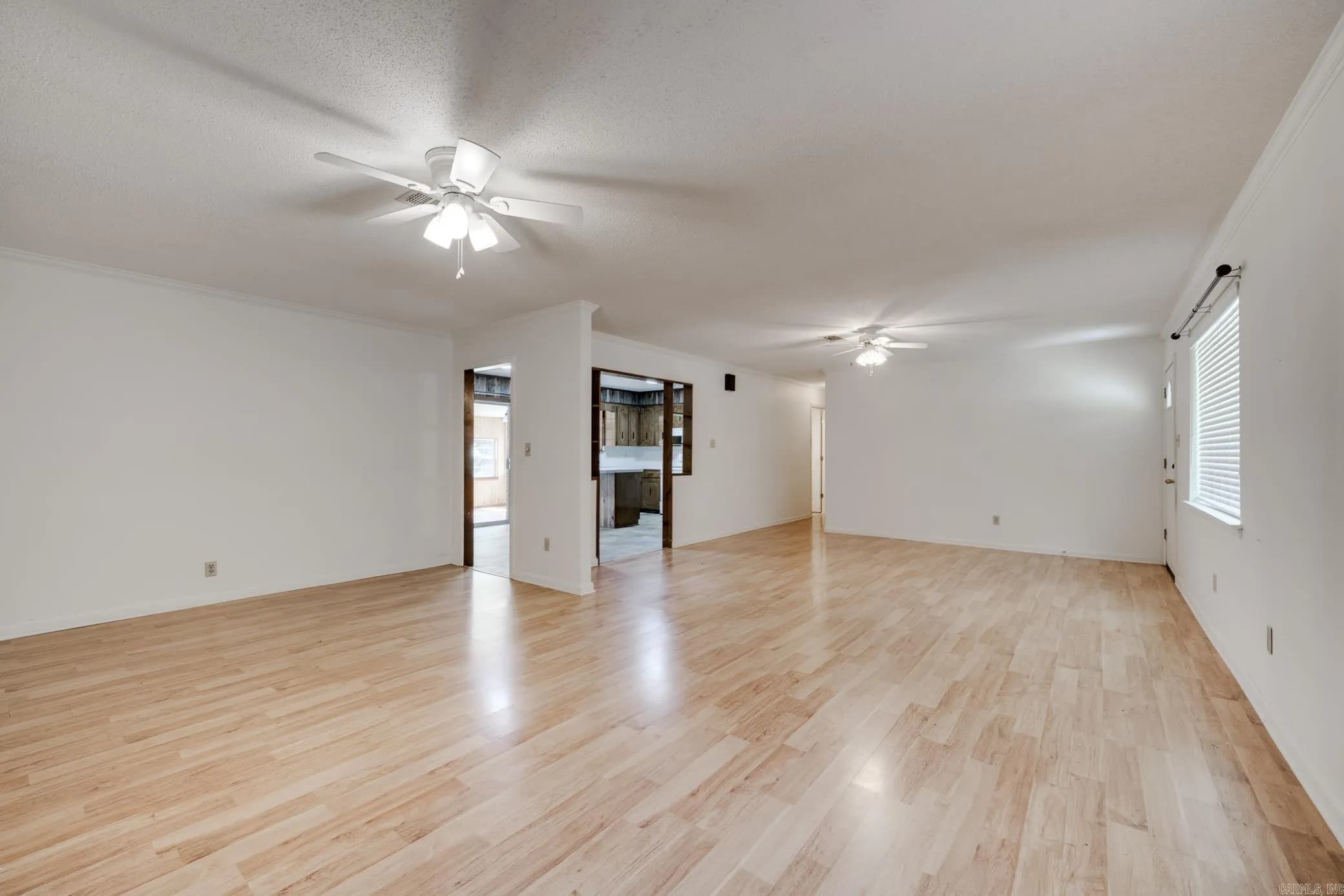 Property at 1403  Tamara park - Image 9