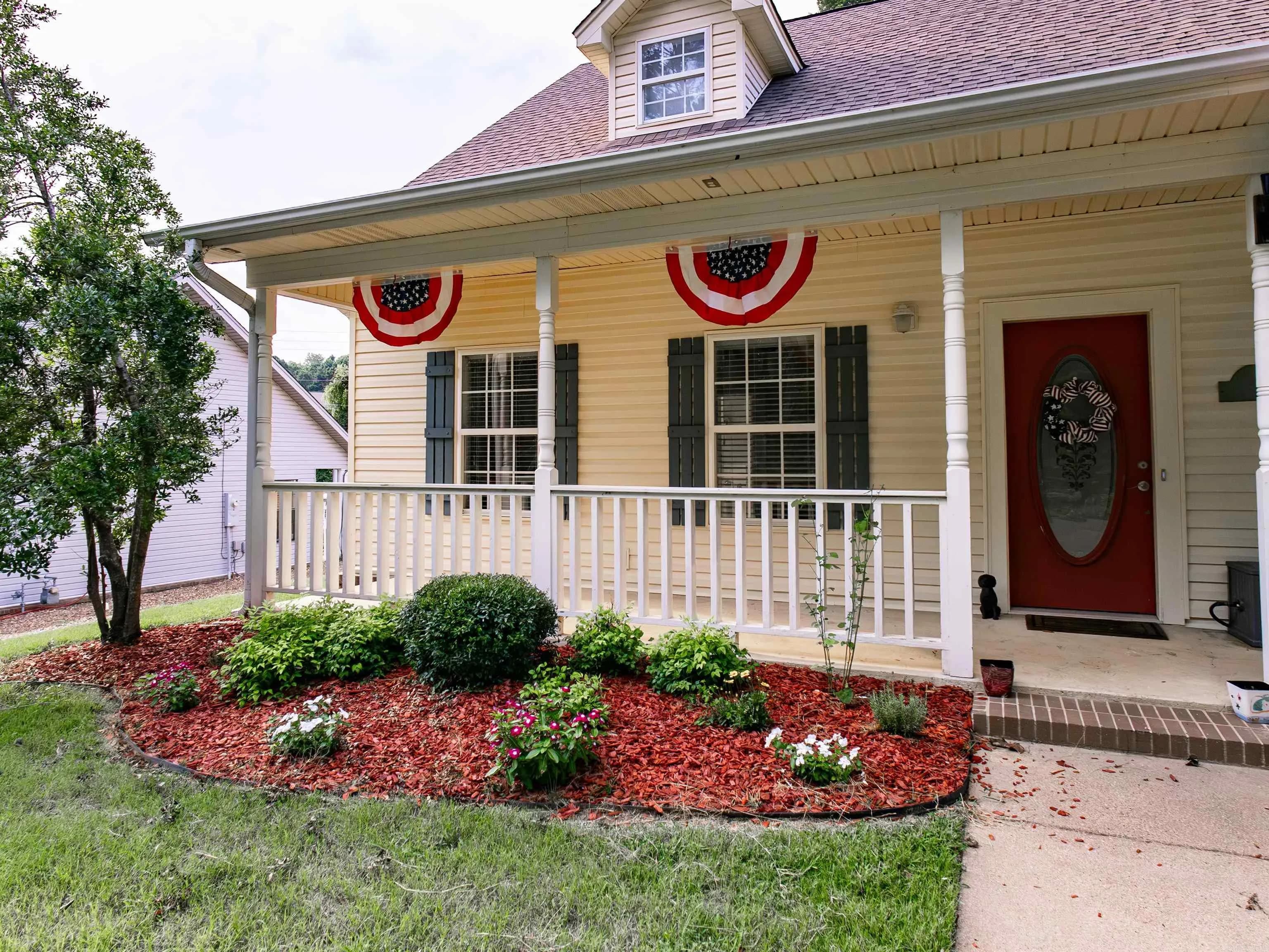 Property at 1808  Forrest park - Image 2