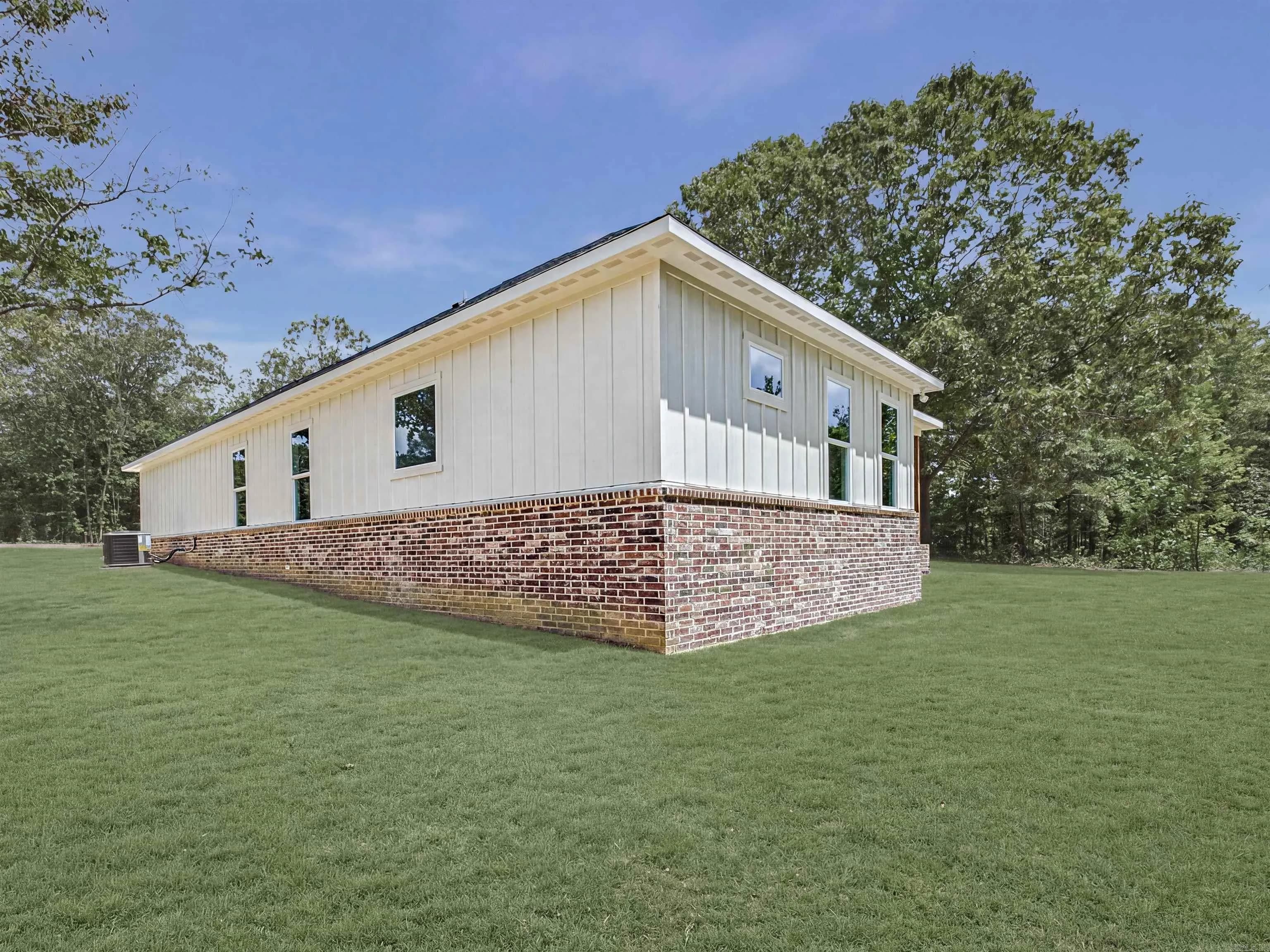 Property at 161  Coby - Image 36