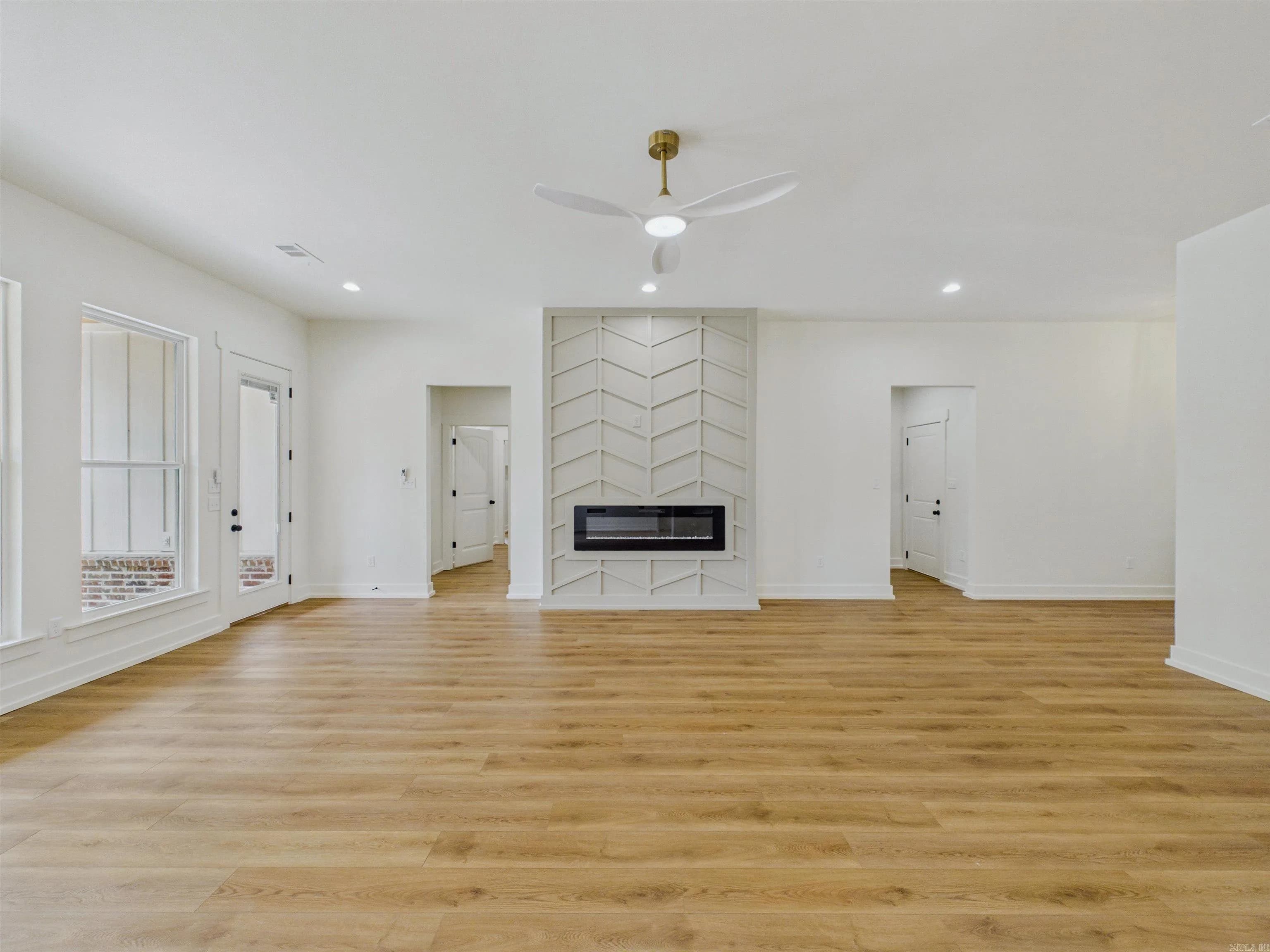 Property at 161  Coby - Image 11