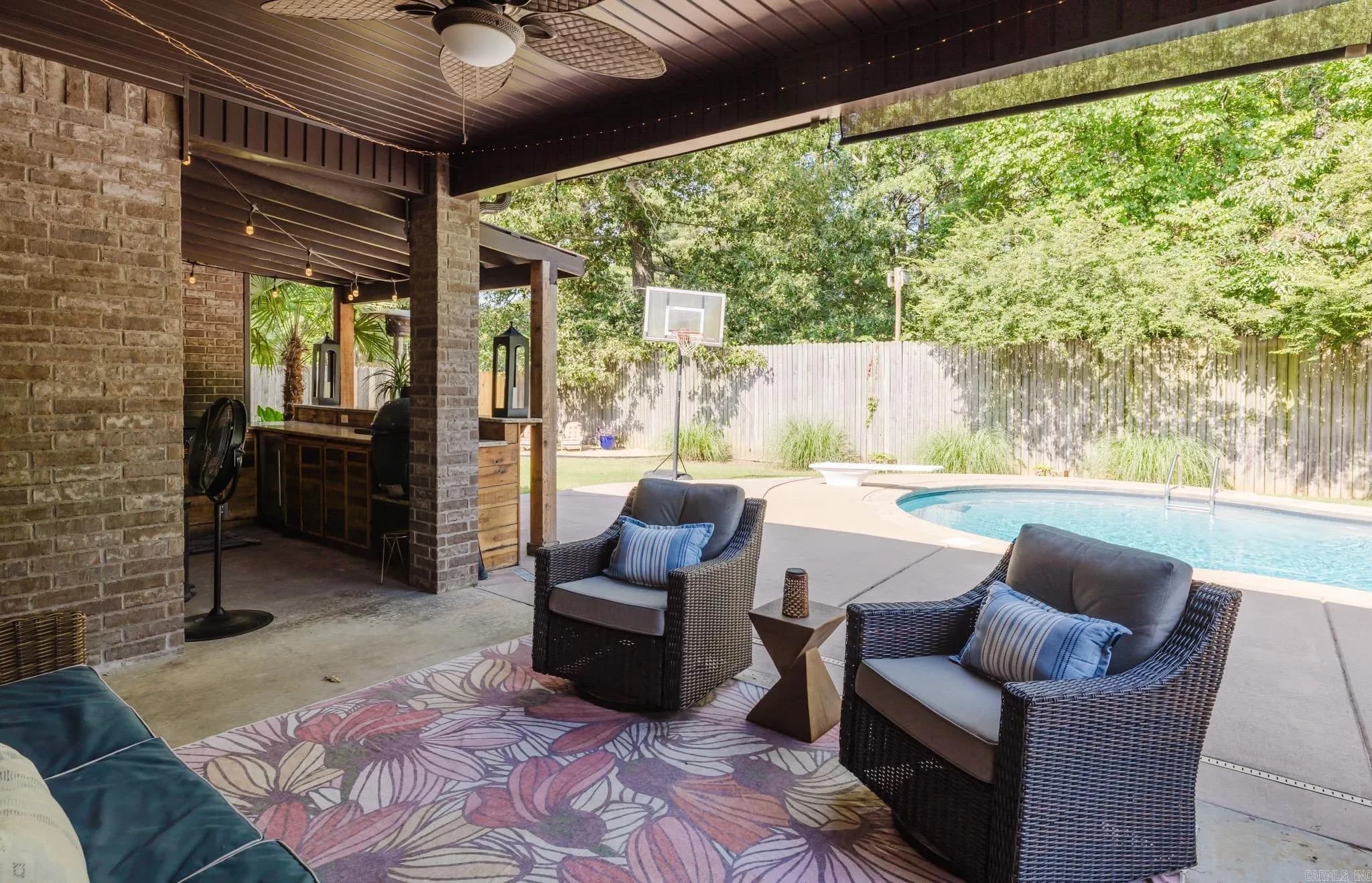 Property at 907  Hunter lee - Image 39
