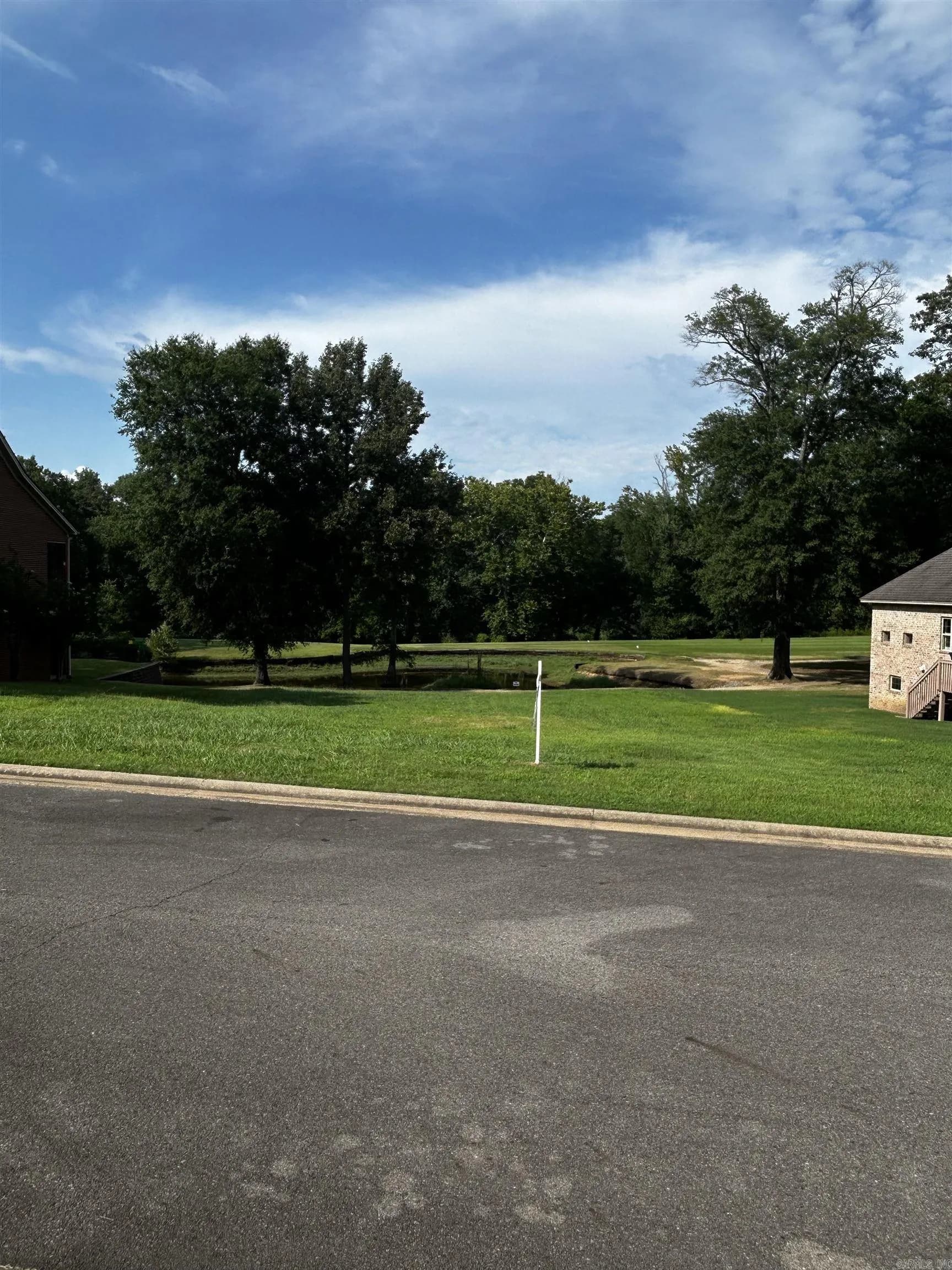 Property at 302  River bend - Image 4