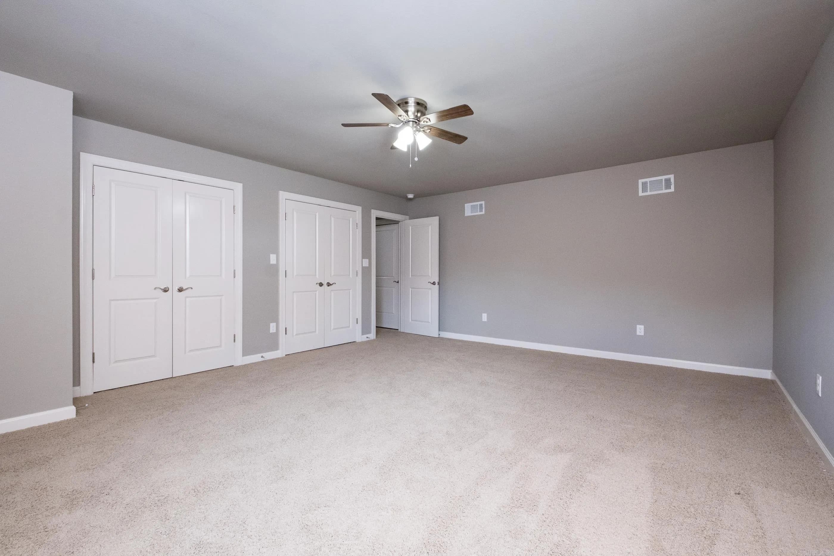 Property at 12  Majestic - Image 42