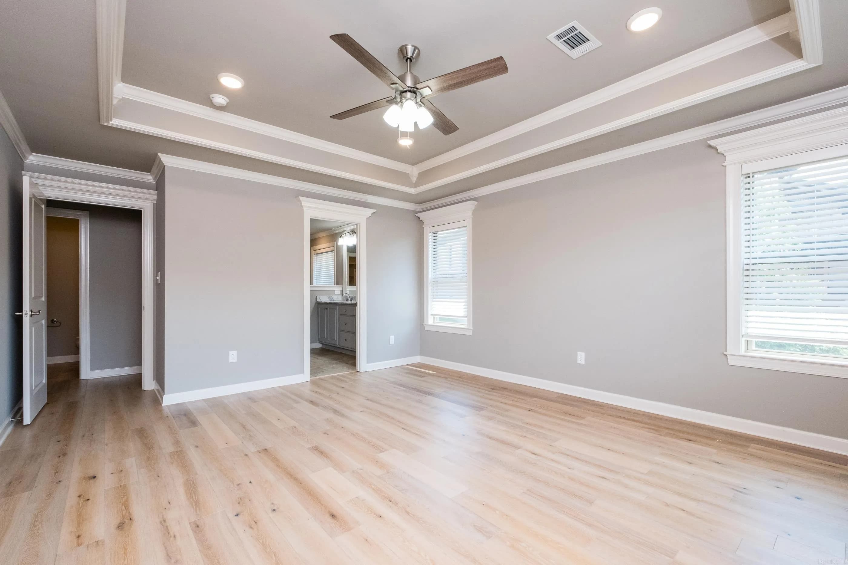 Property at 12  Majestic - Image 25