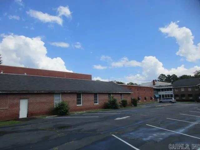 Property at 1801 W 17th - Image 4