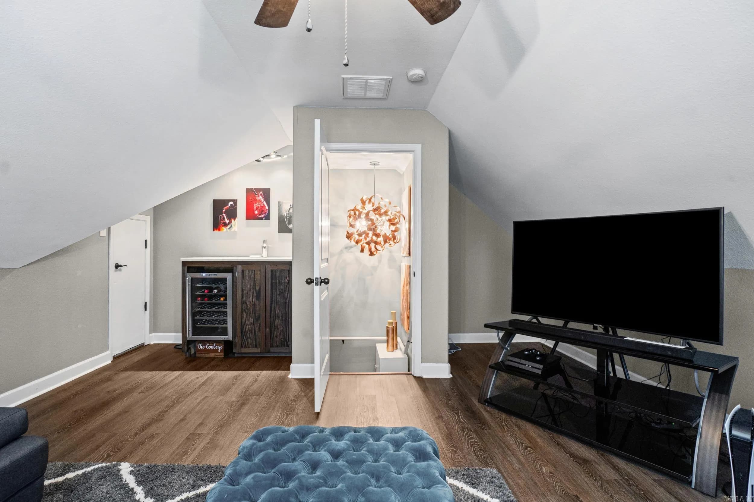 Property at 1085  Mountain side - Image 16