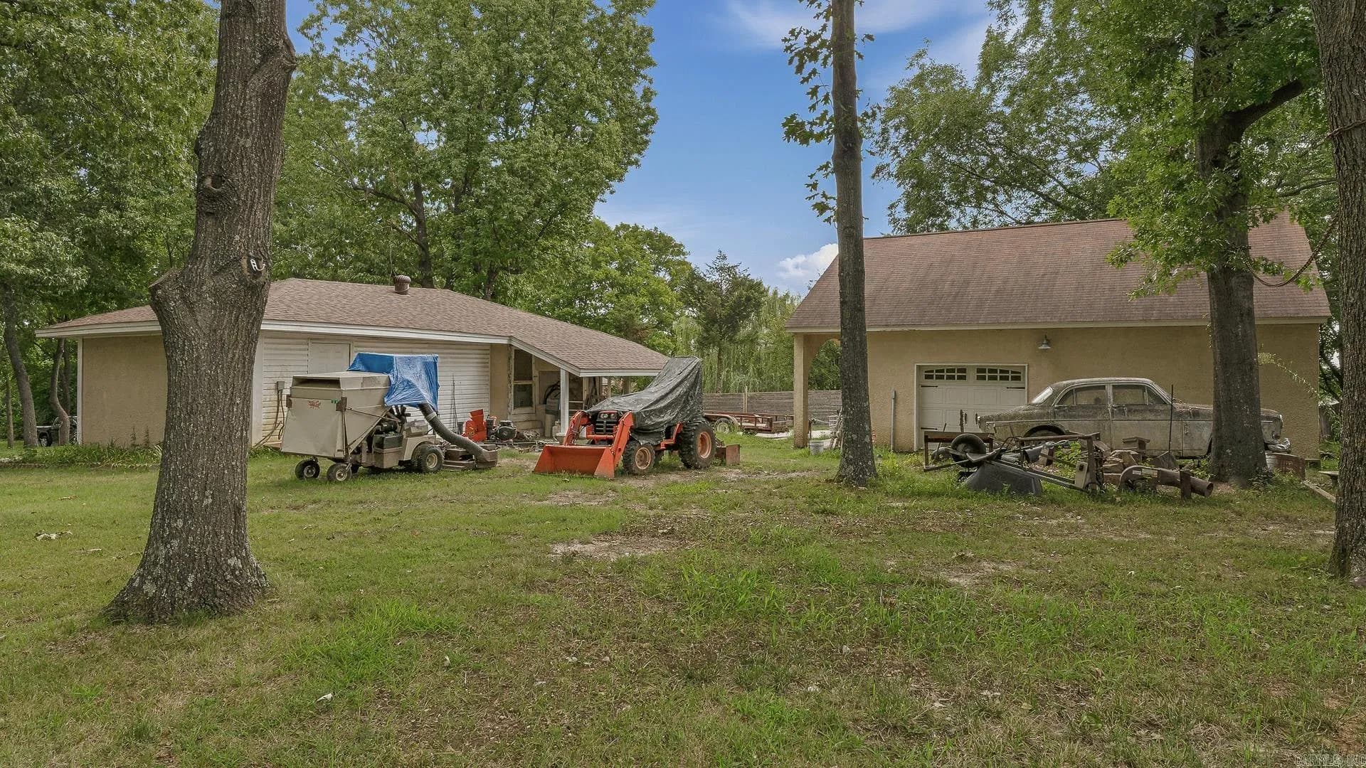Property at 1304  Wirt - Image 46