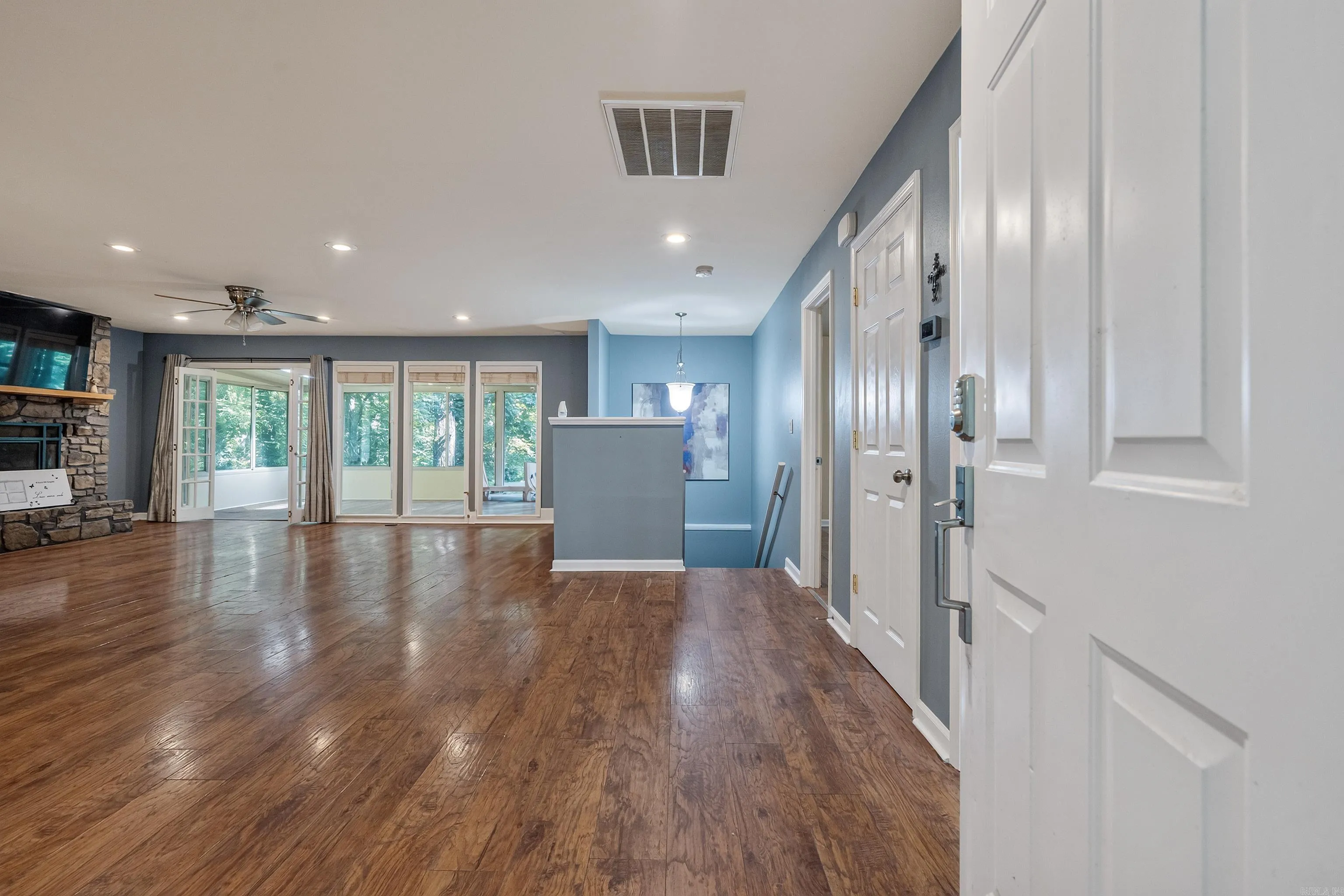 Property at 28  Alina - Image 4