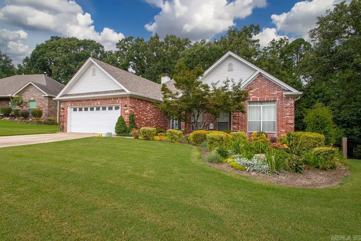 Property at 61  Bouresse dr - Image 1