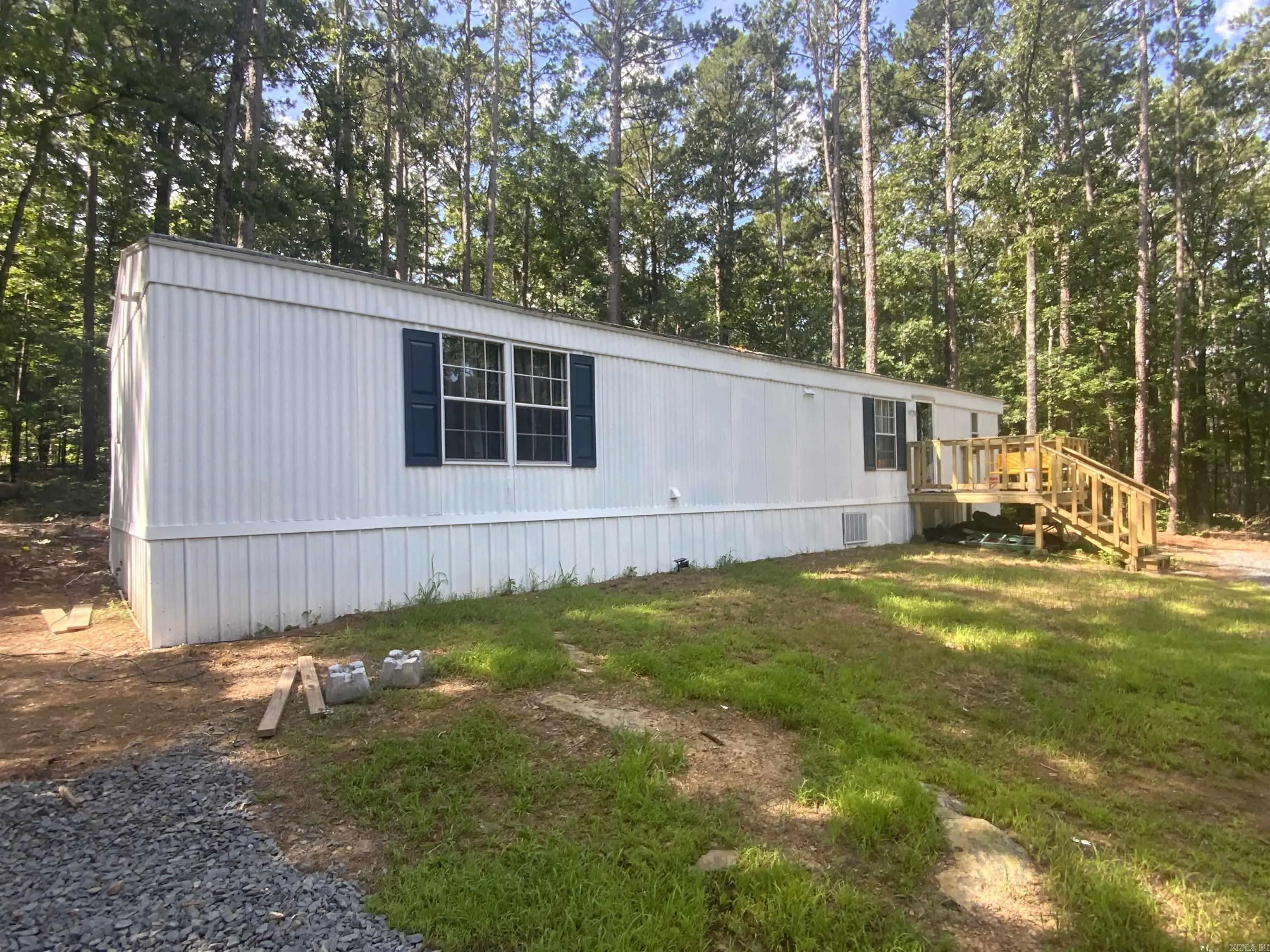 Property at 550  Indian trail - Image 20