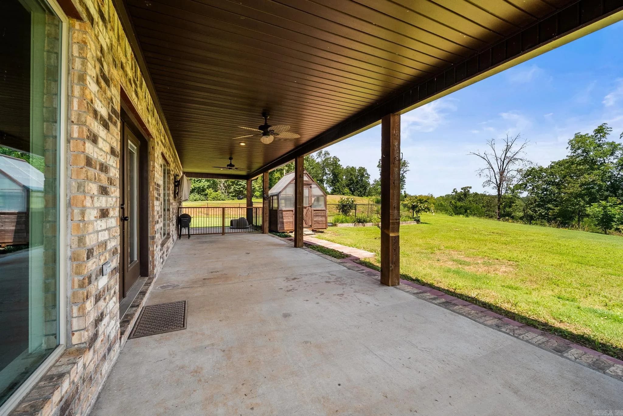 Property at 31  Winterberry - Image 39