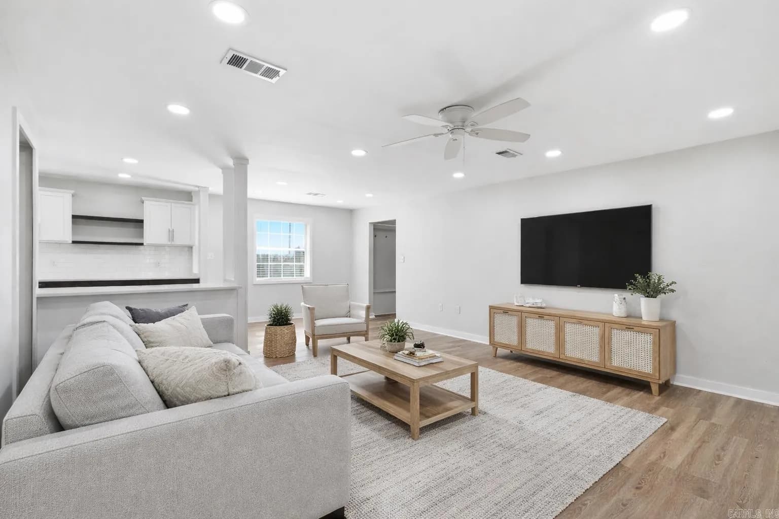 Property at 710  Clara - Image 5