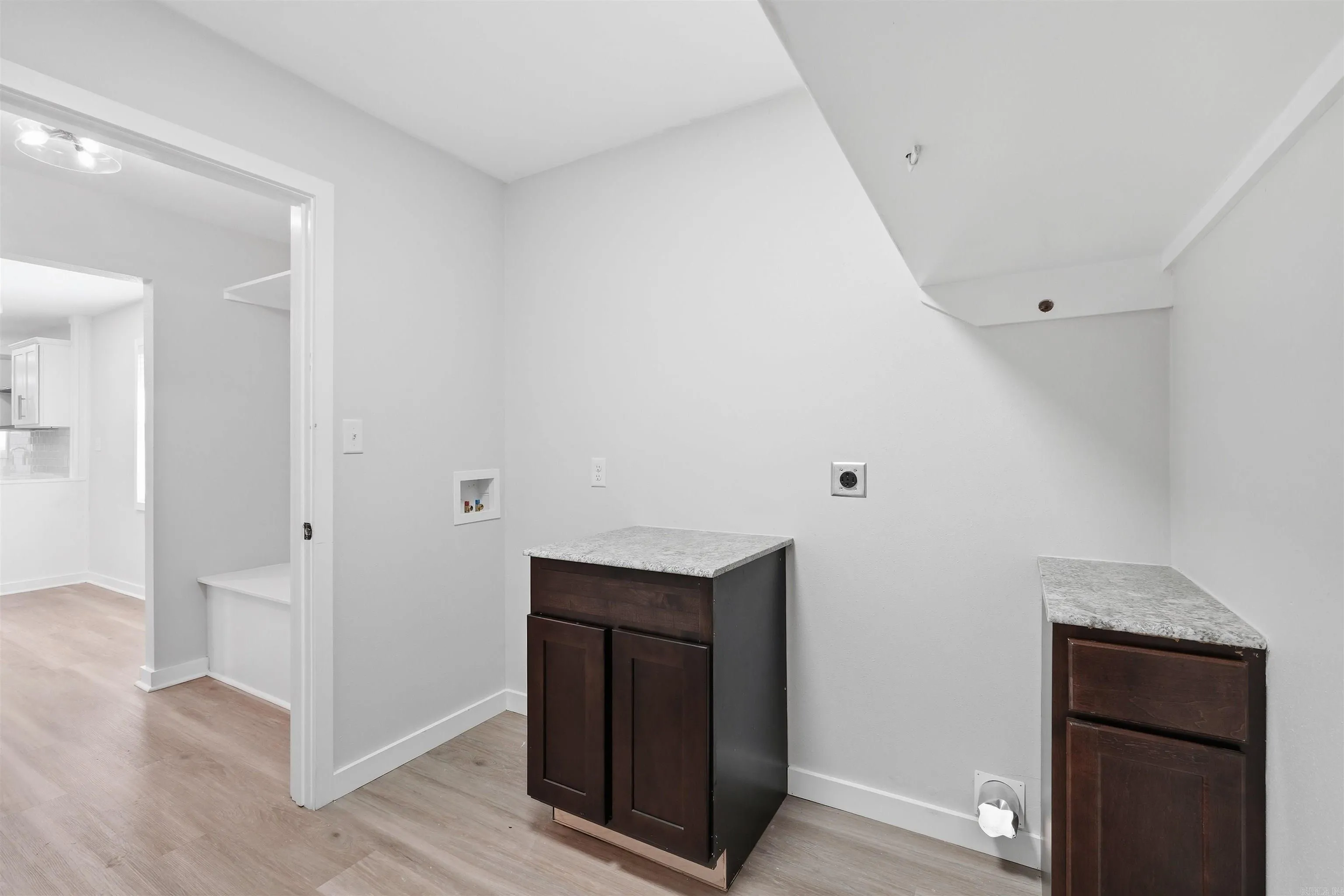 Property at 710  Clara - Image 20