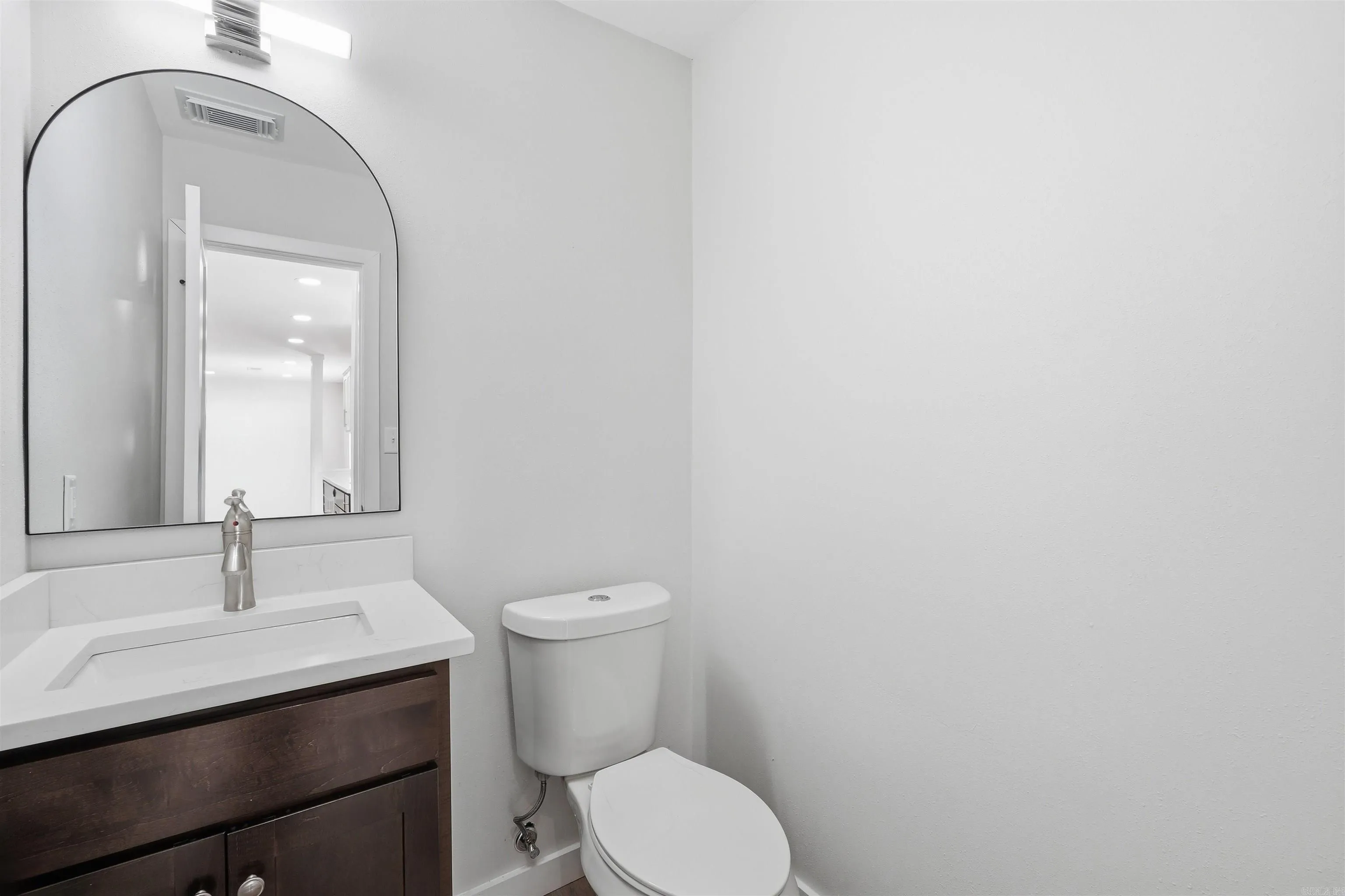 Property at 710  Clara - Image 16