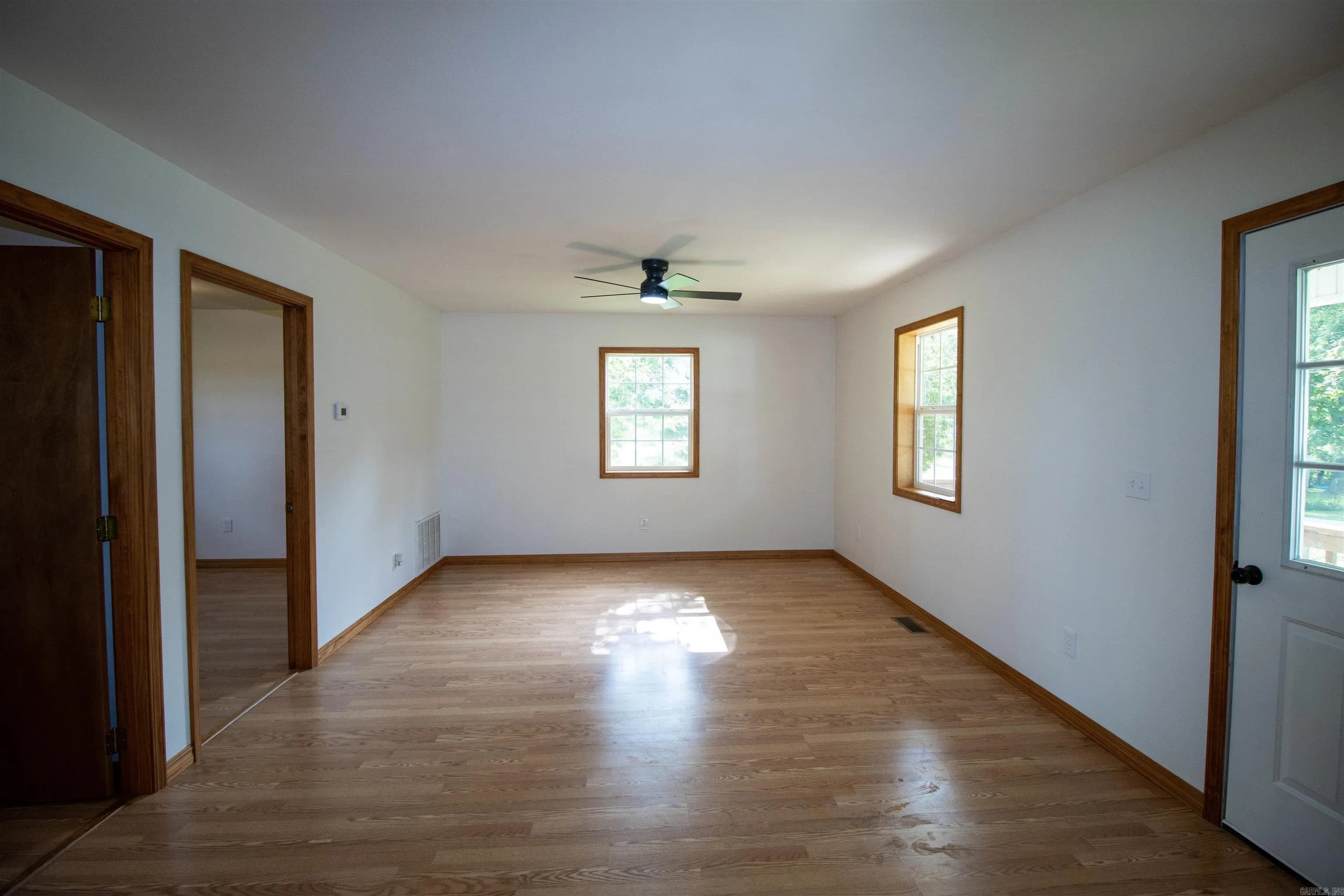 Property at 84  Nochols - Image 15