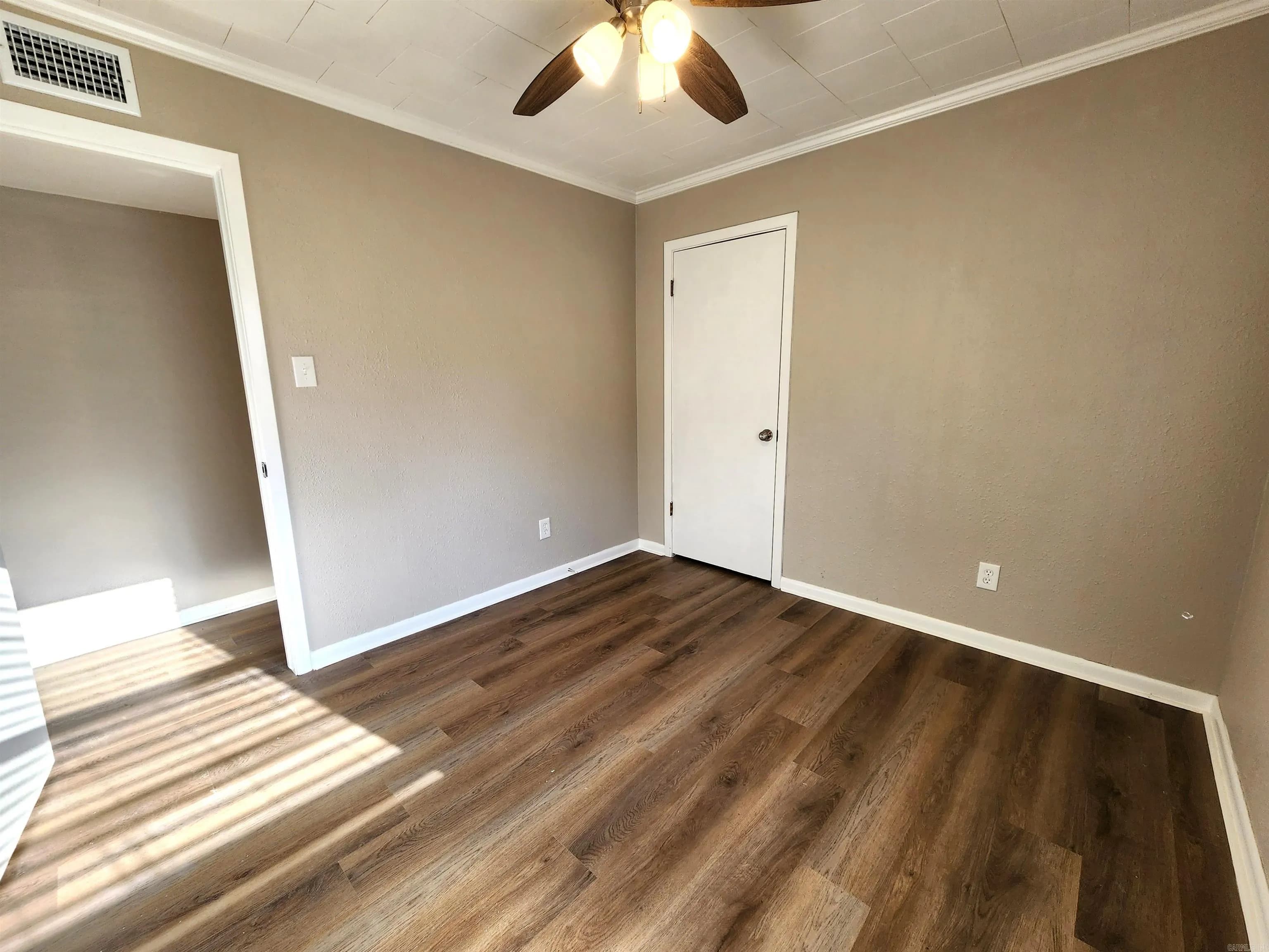 Property at 466  Atkins - Image 18