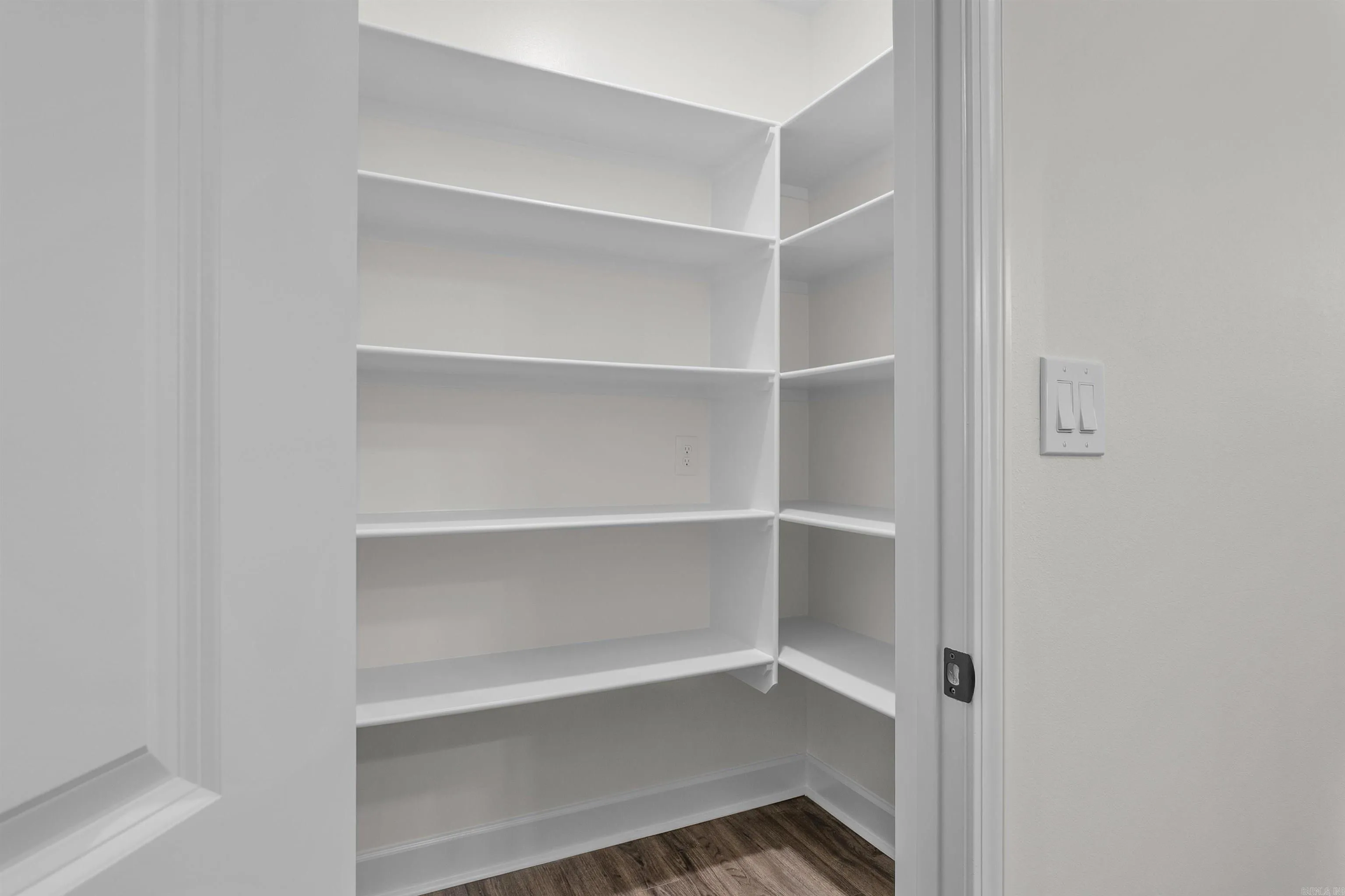 Property at 515  Madeleine - Image 25