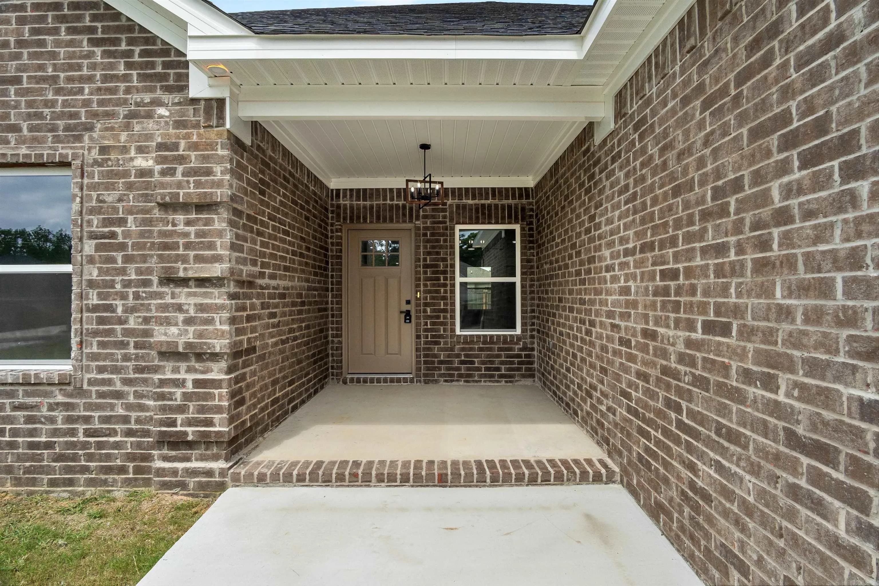 Property at 515  Madeleine - Image 9