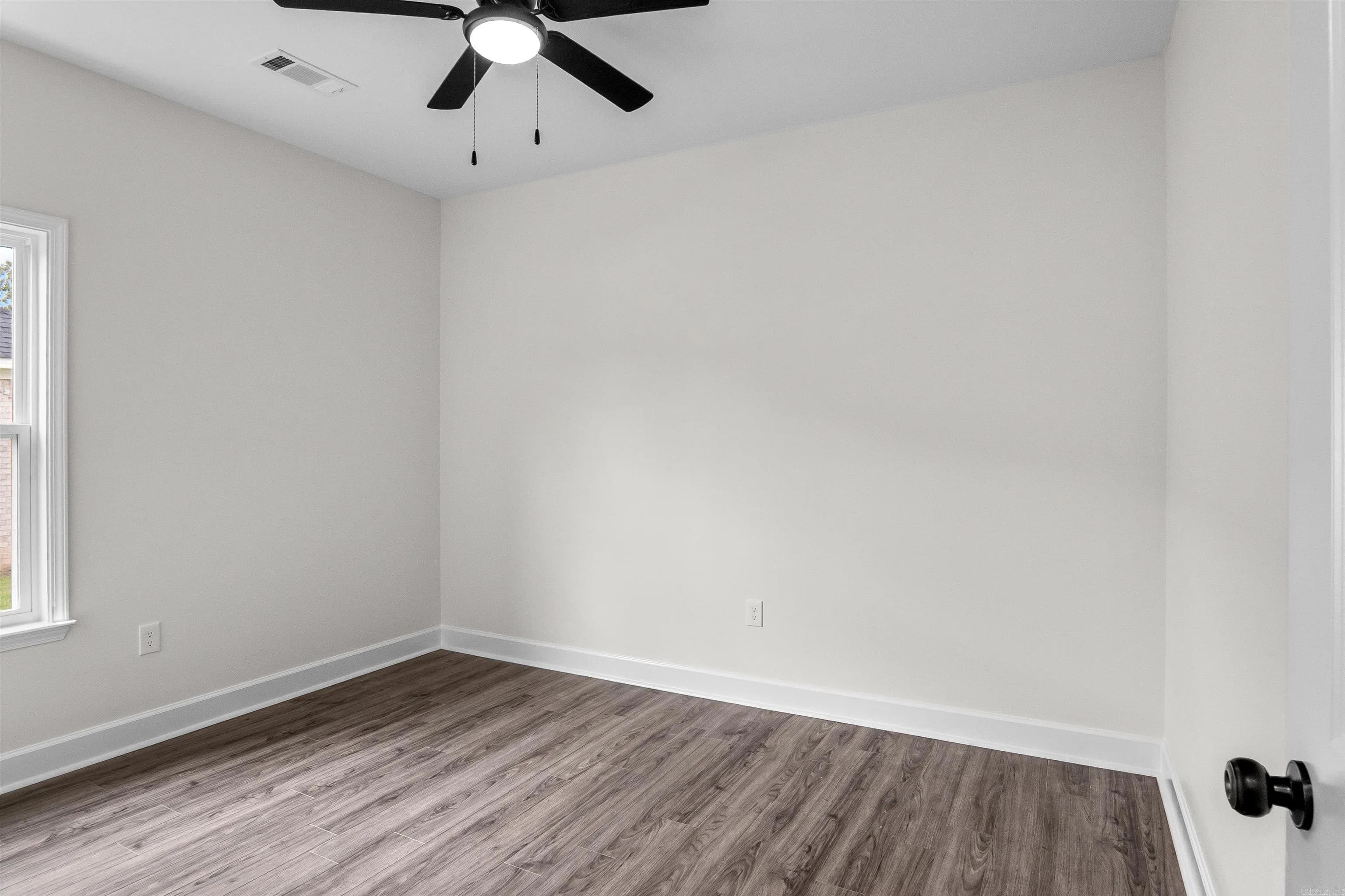 Property at 515  Madeleine - Image 29