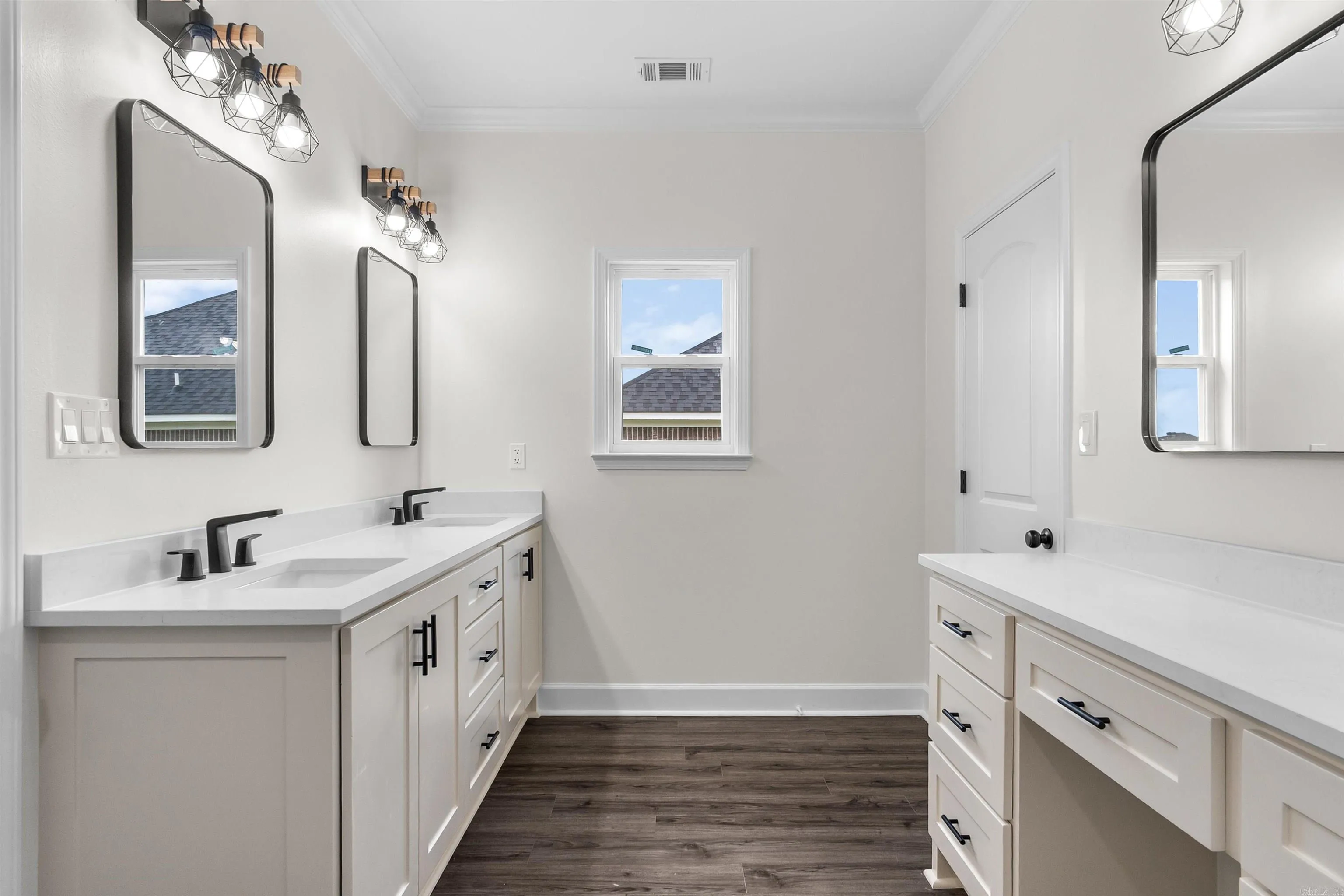 Property at 515  Madeleine - Image 20