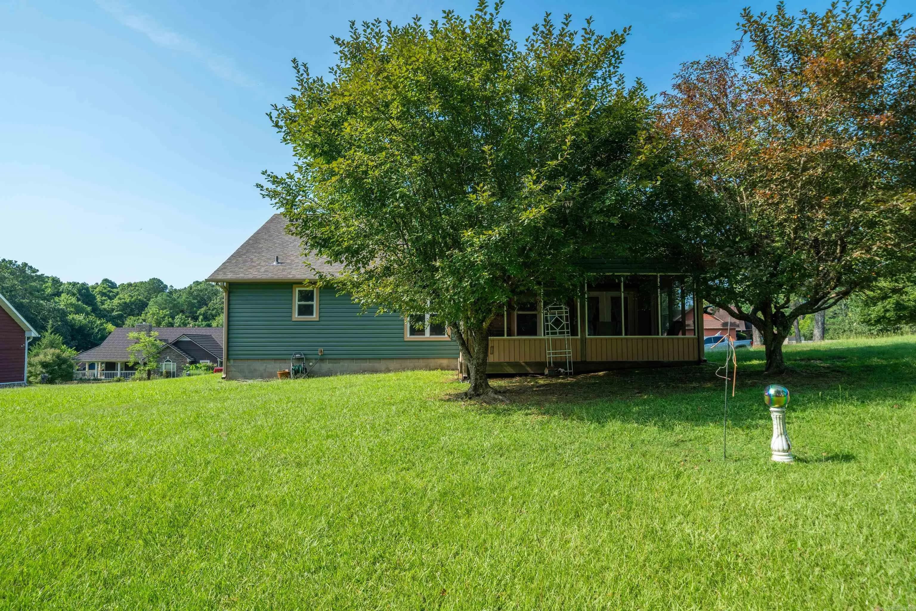 Property at 121  Raley - Image 42