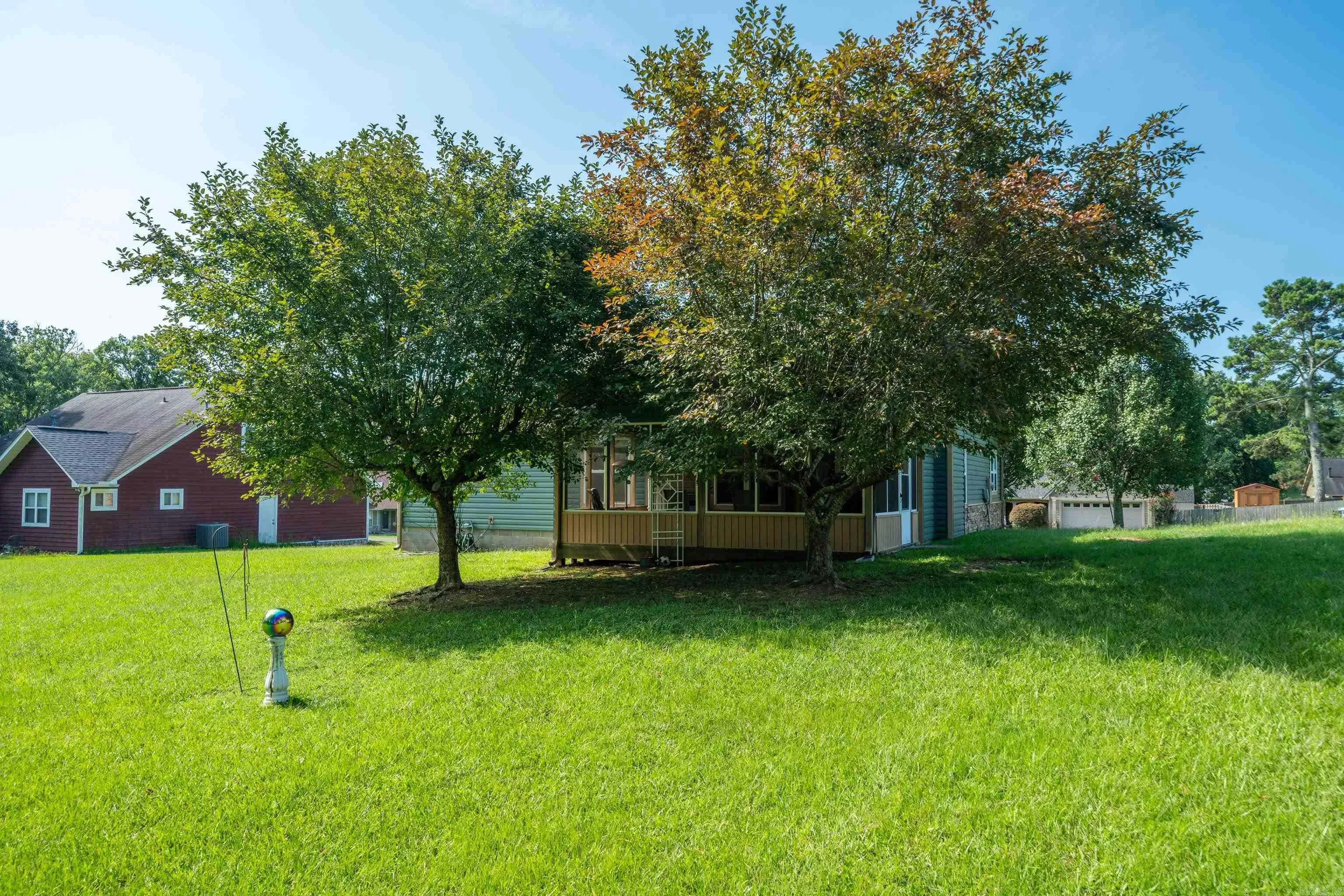 Property at 121  Raley - Image 41
