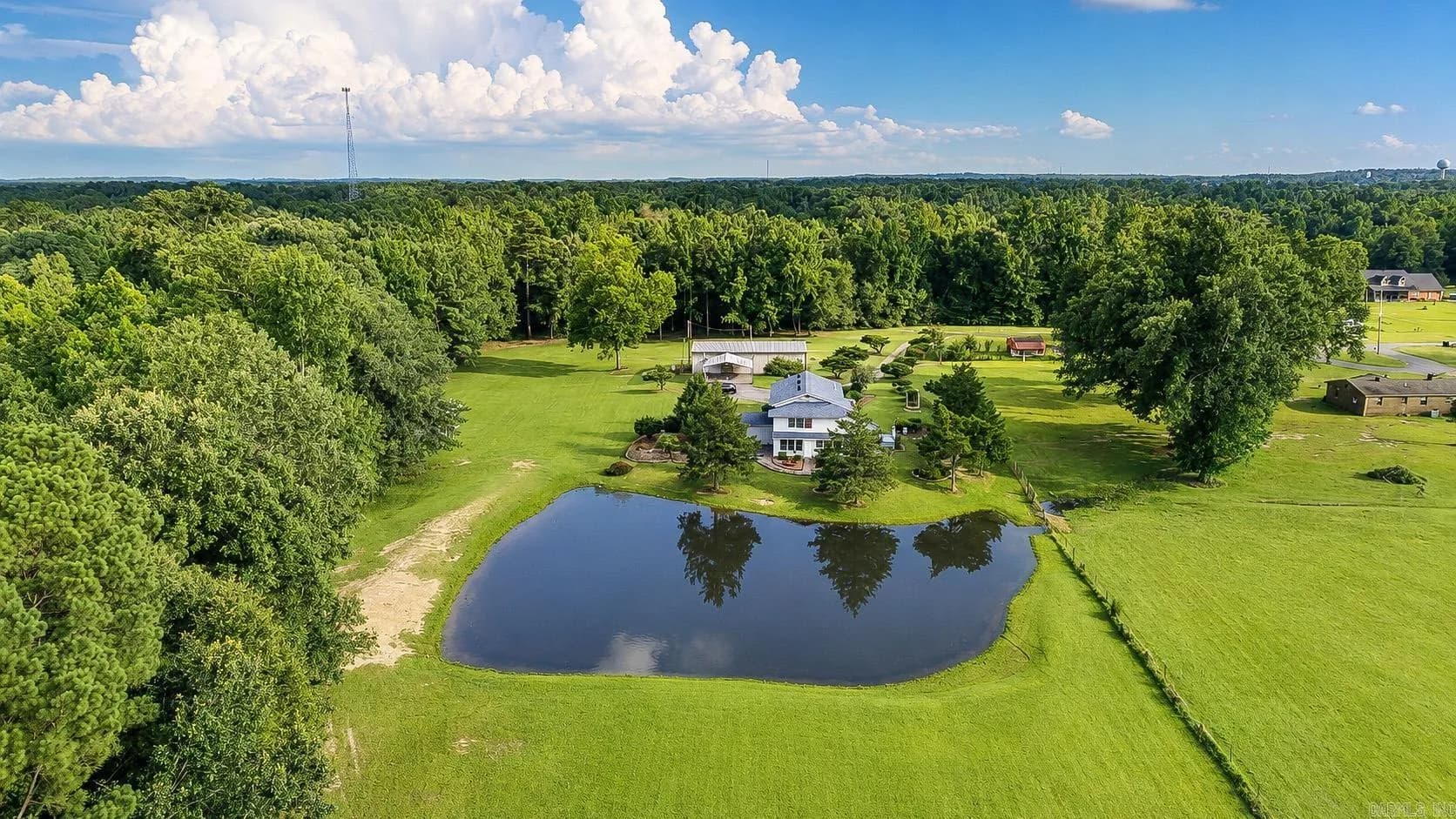 Property at 601  Country trail lane - Image 7