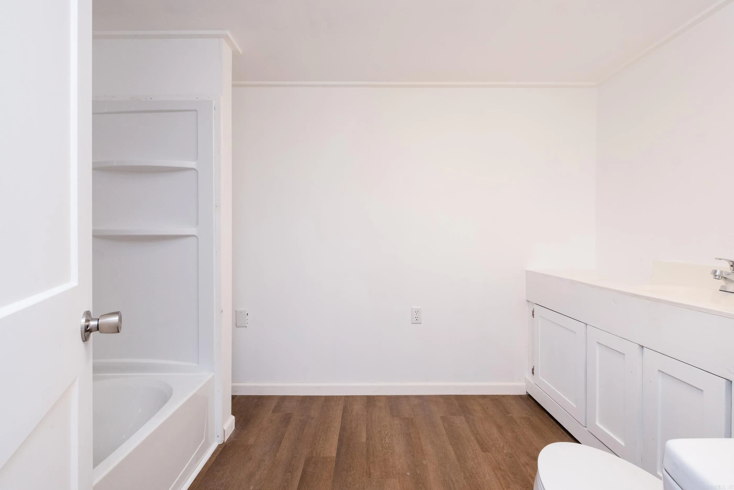 Property at 13118  Old river drive - Image 8