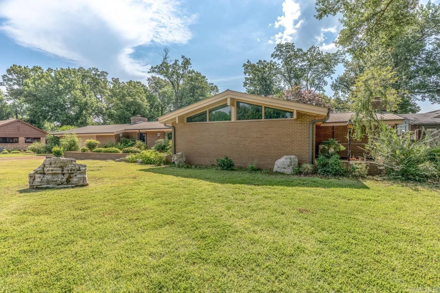 Property at 12  Meadowbrook - Image 3