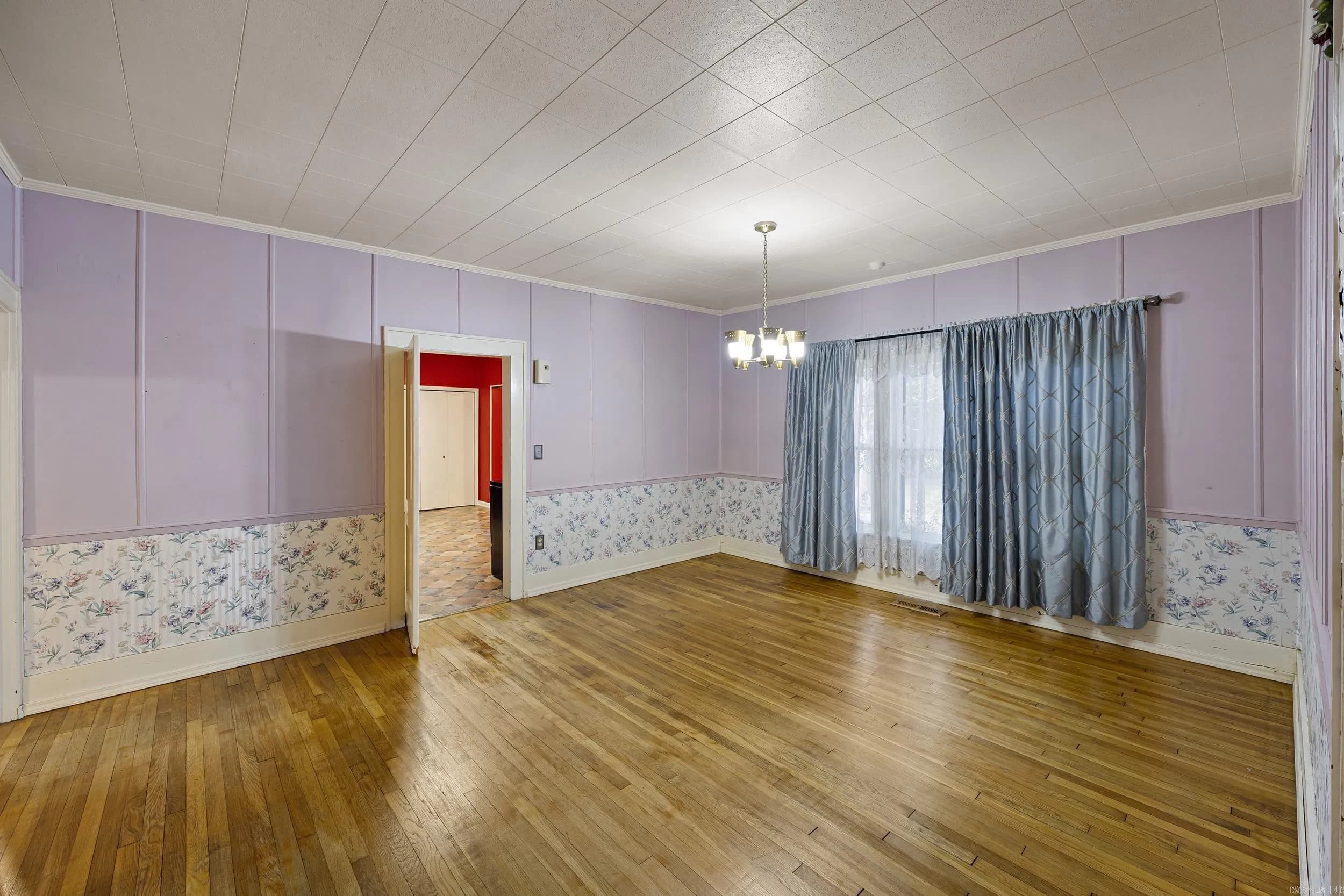 Property at 807 S Bridge - Image 13