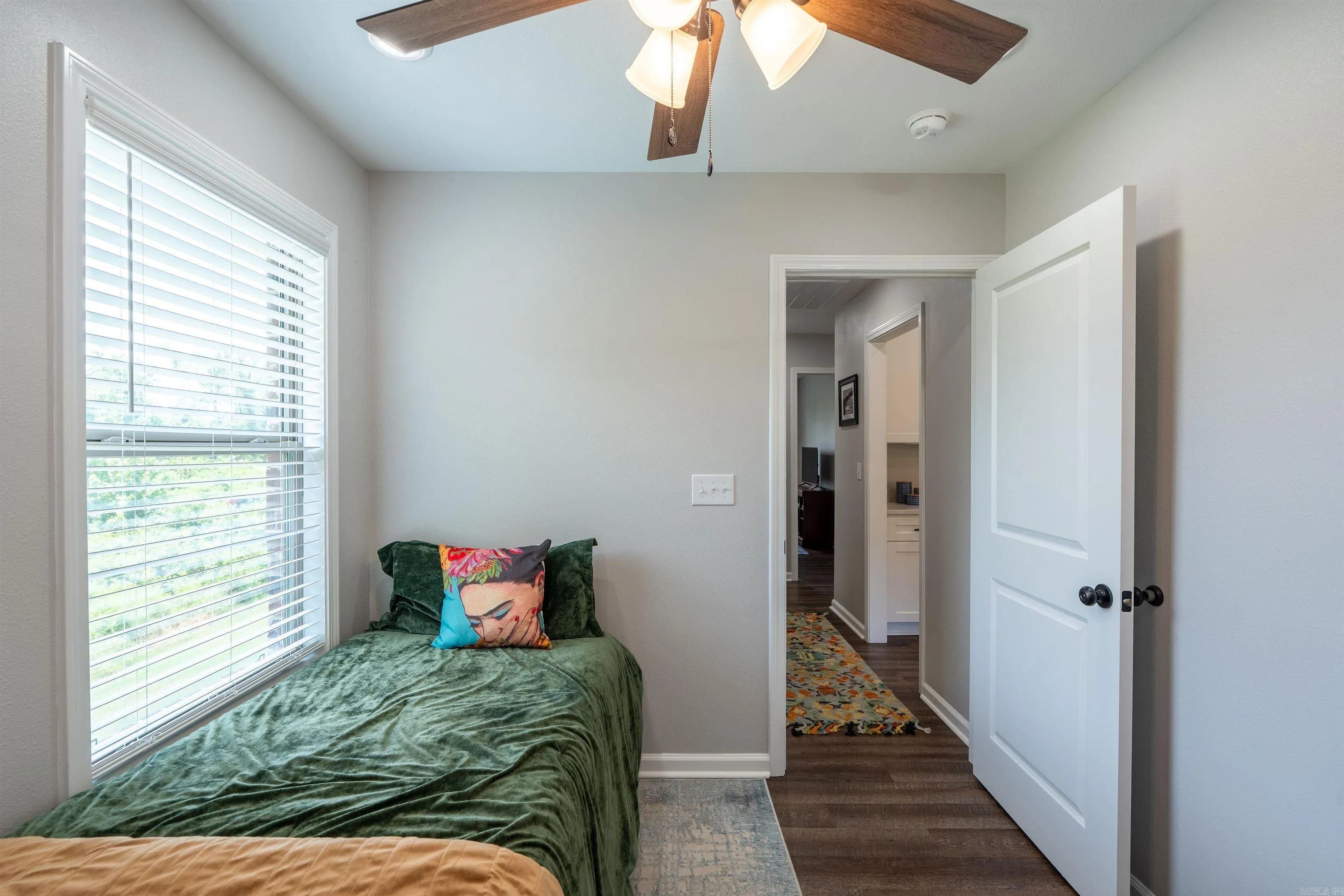 Property at 8  Jeremiah's - Image 21